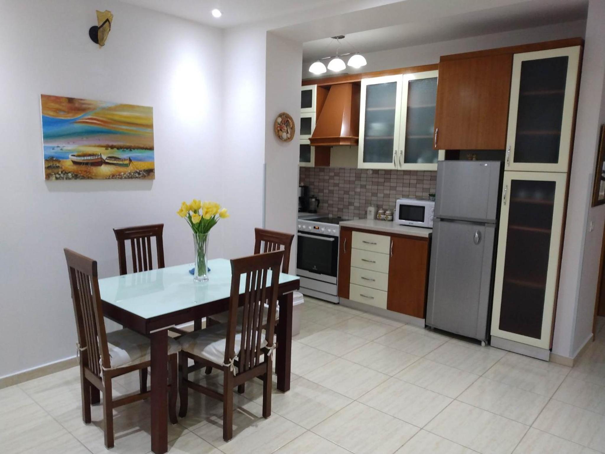 Kristal Street, 100 meters from the beach