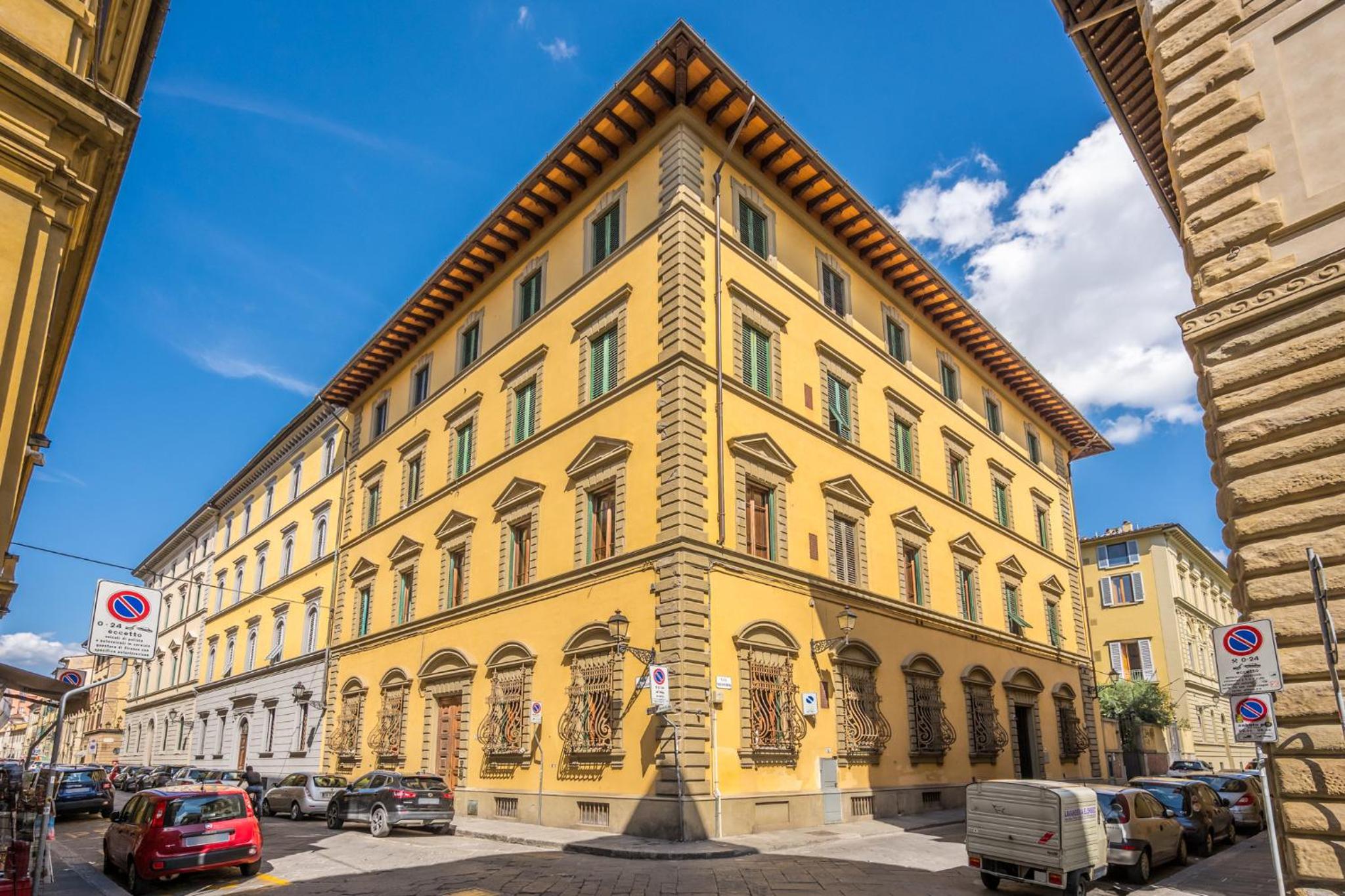 [5 min Duomo] Magnificent Home