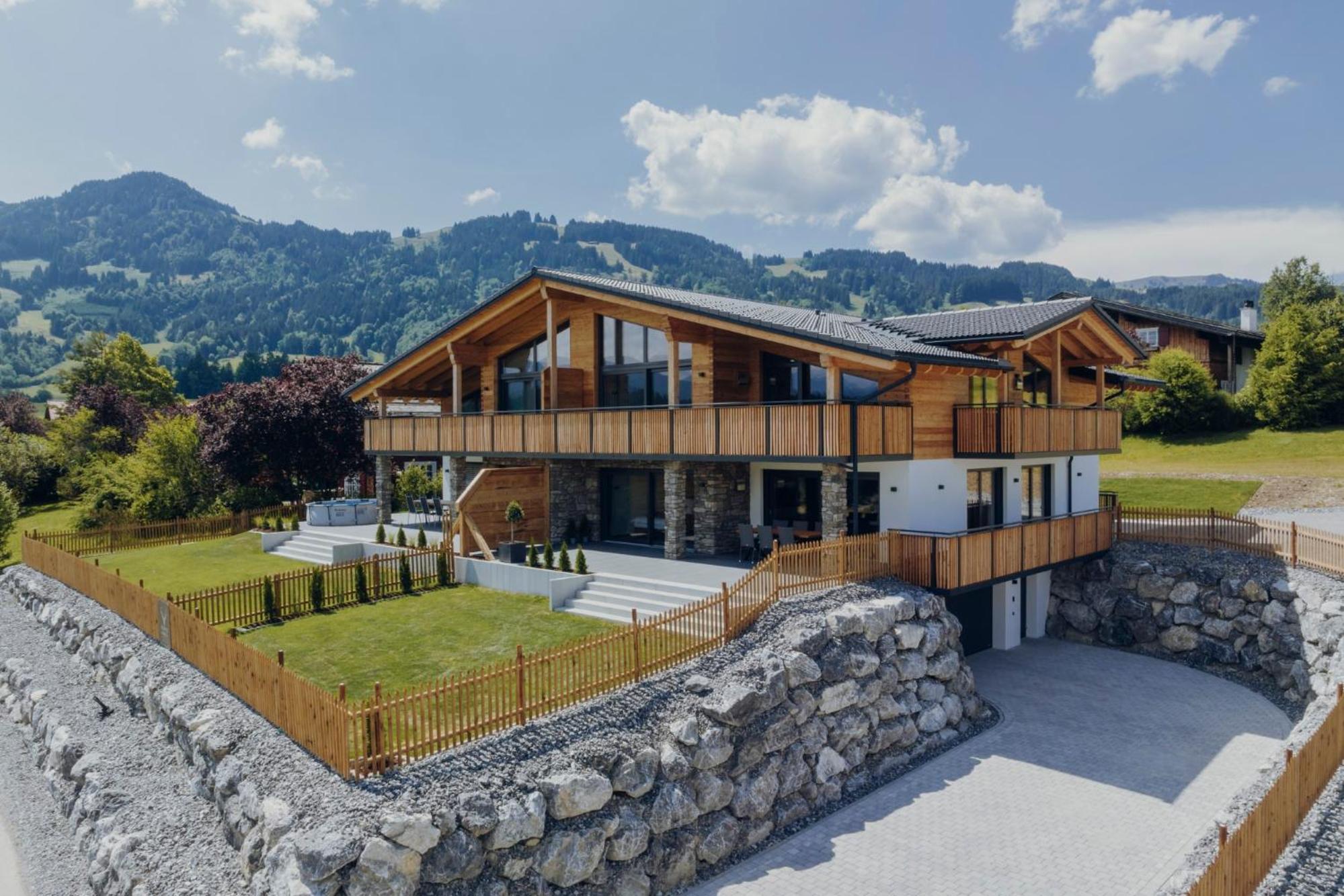 Hotel Platzhirsch Ofterschwang - Image 1