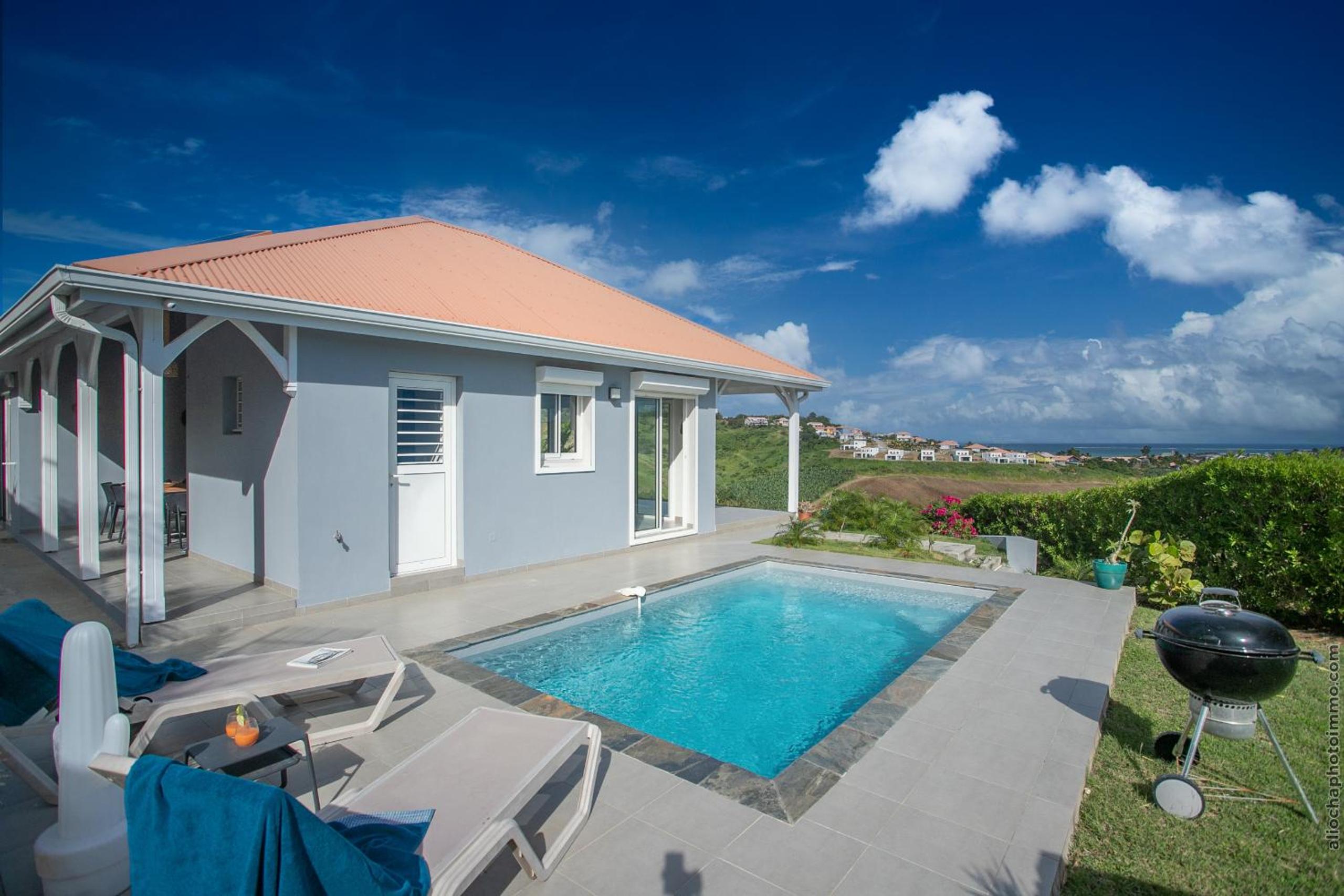 Villa Kay Pirinha view 2