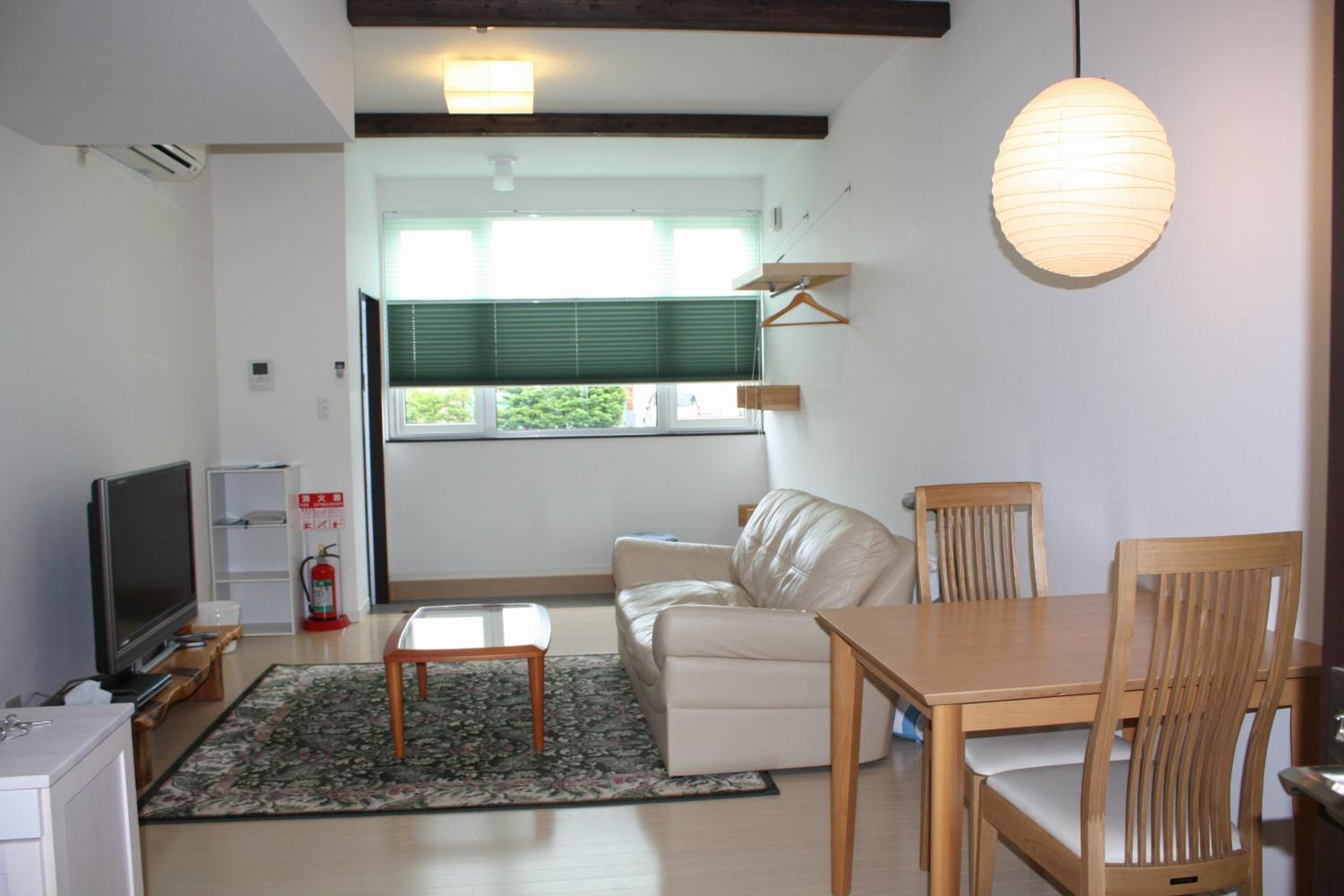 Tsuru Apartments