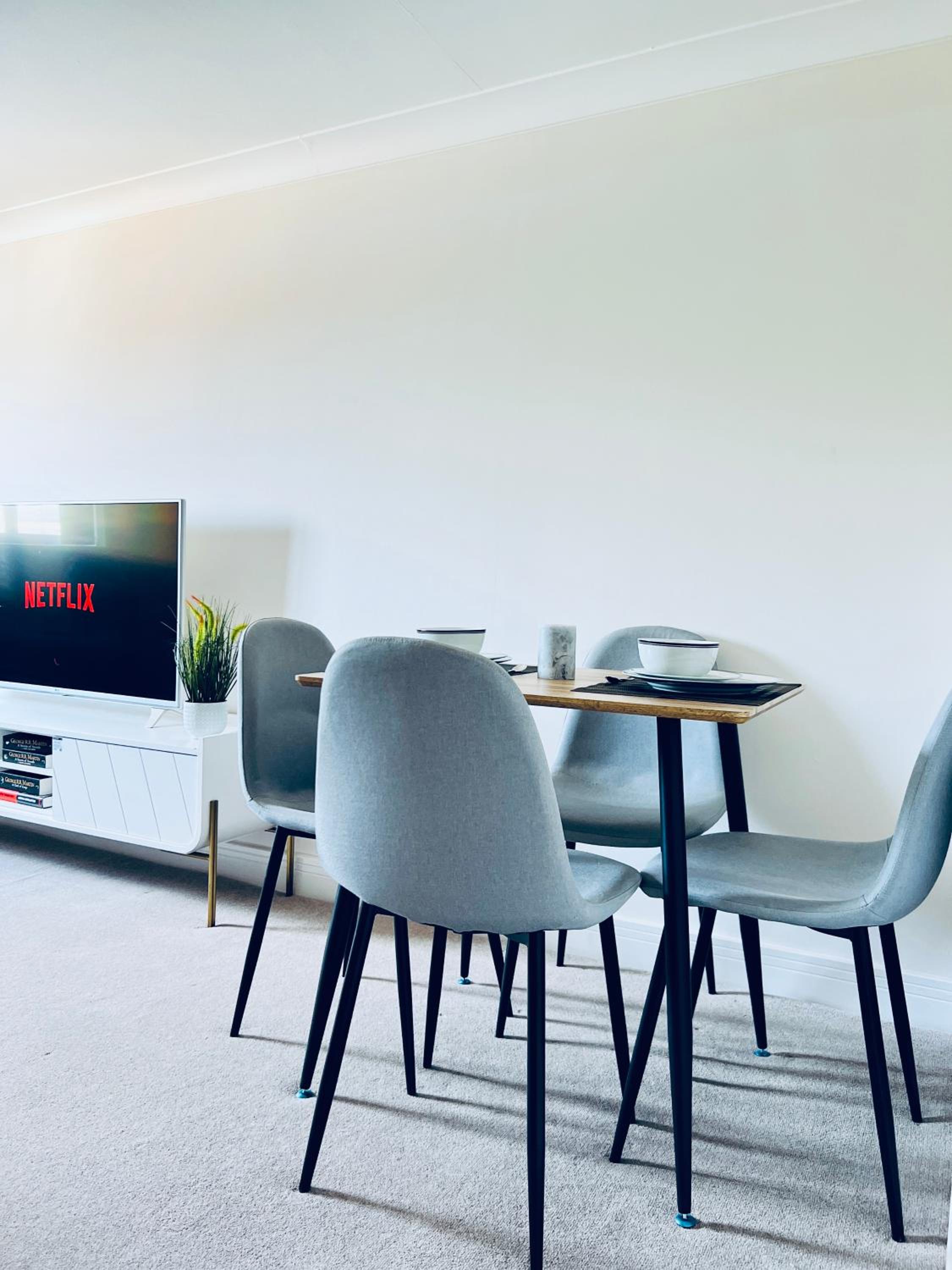 Deluxe 2 Bedroom Apartment