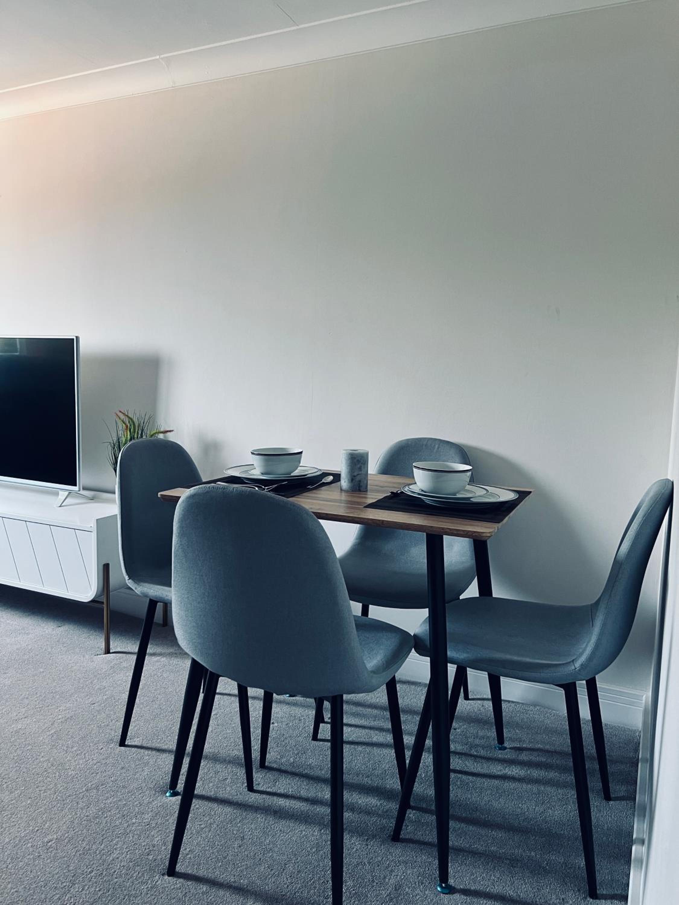 Deluxe 2 Bedroom Apartment