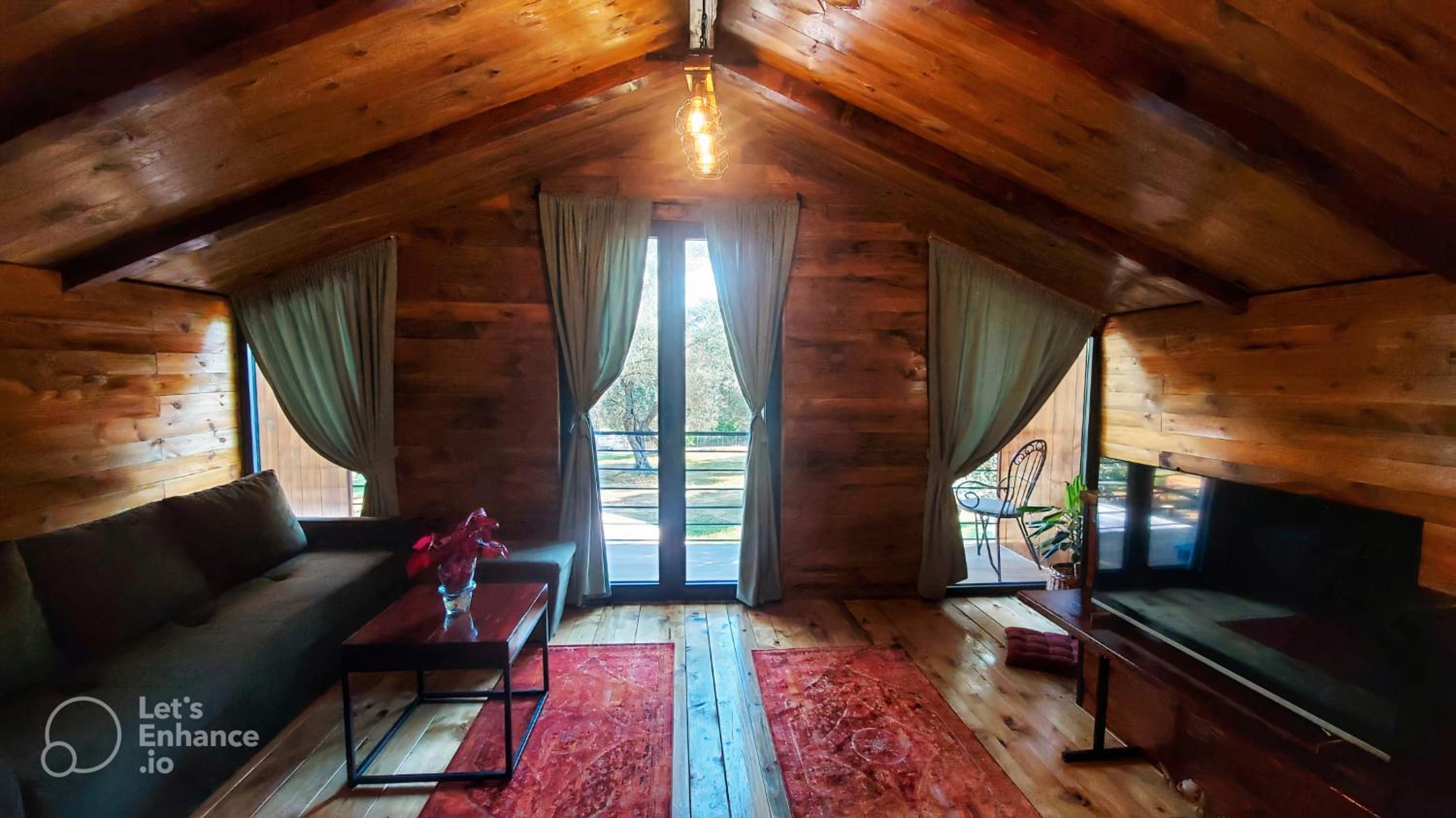 Coratina Cottage