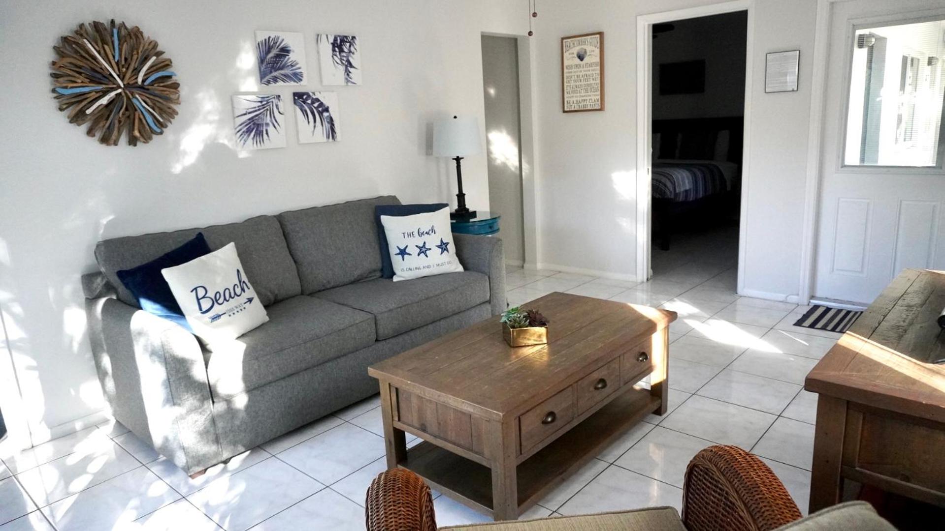 4145 By The Sea Inn & Suites