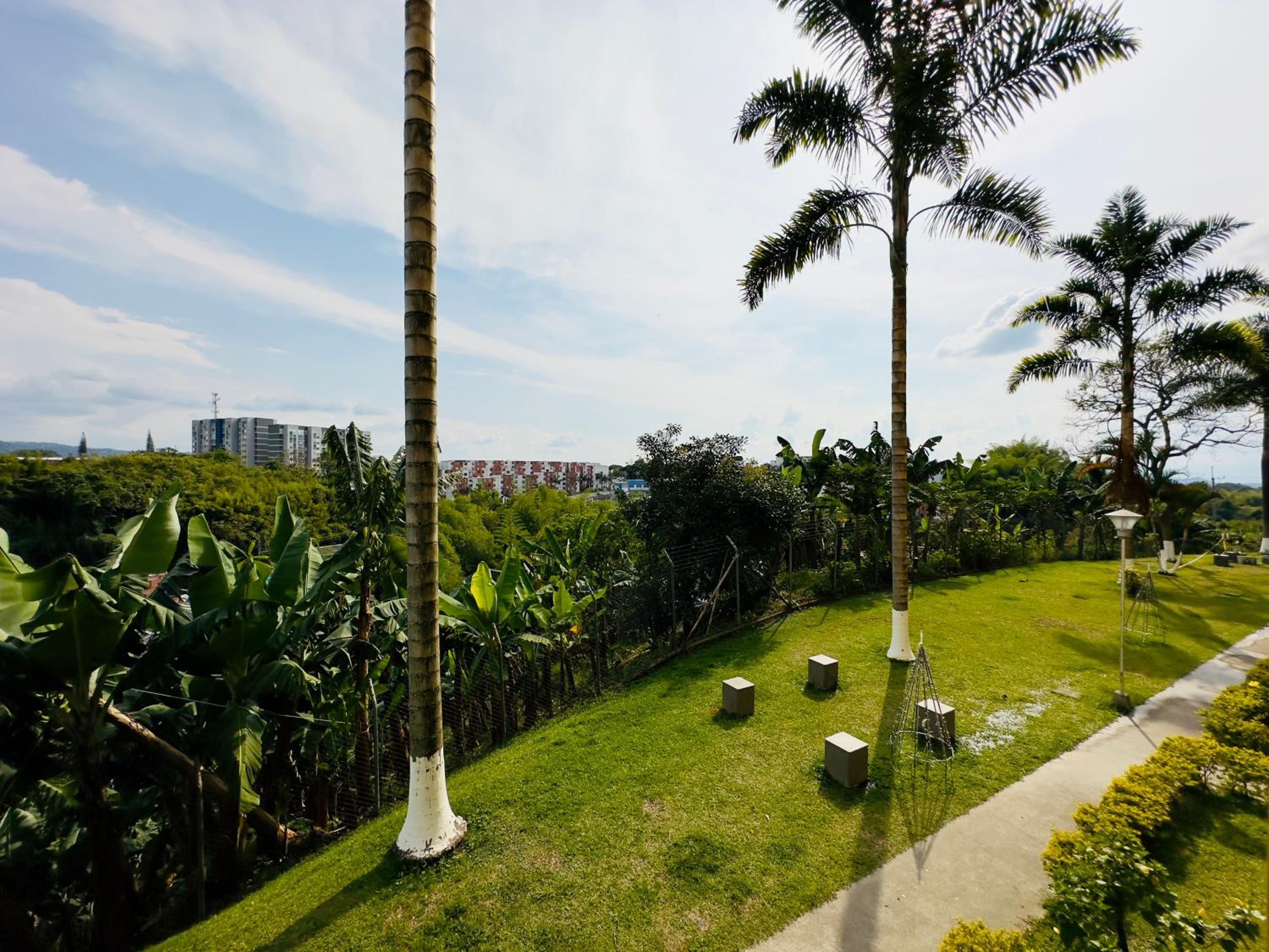 Full furnished apartment in Pereira view 3