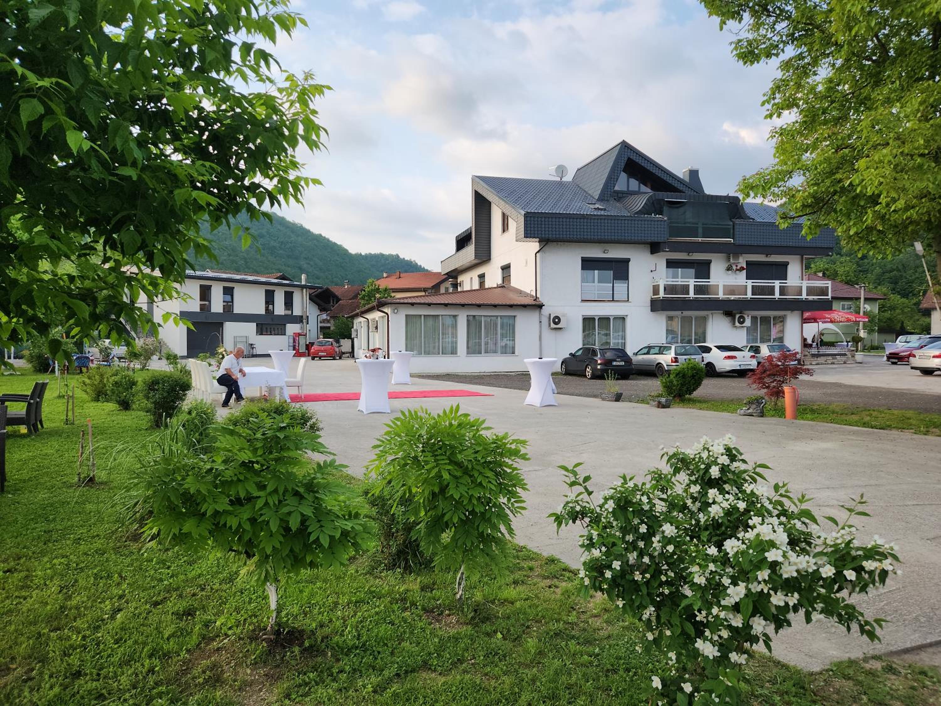 Sobe Biser Bihac