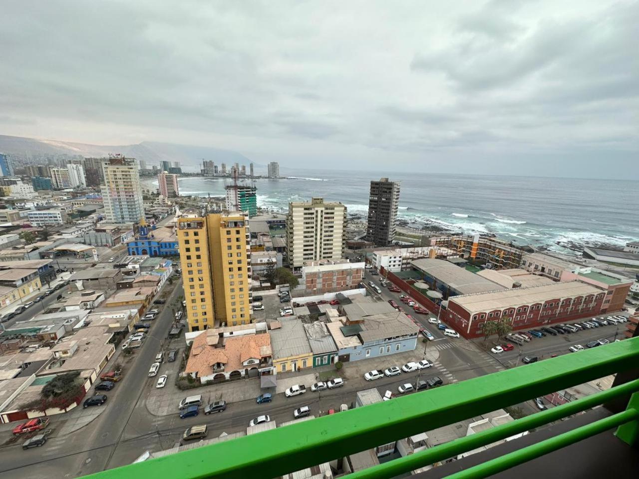 Departamento NEO IQUIQUE VISTA AL MAR 3