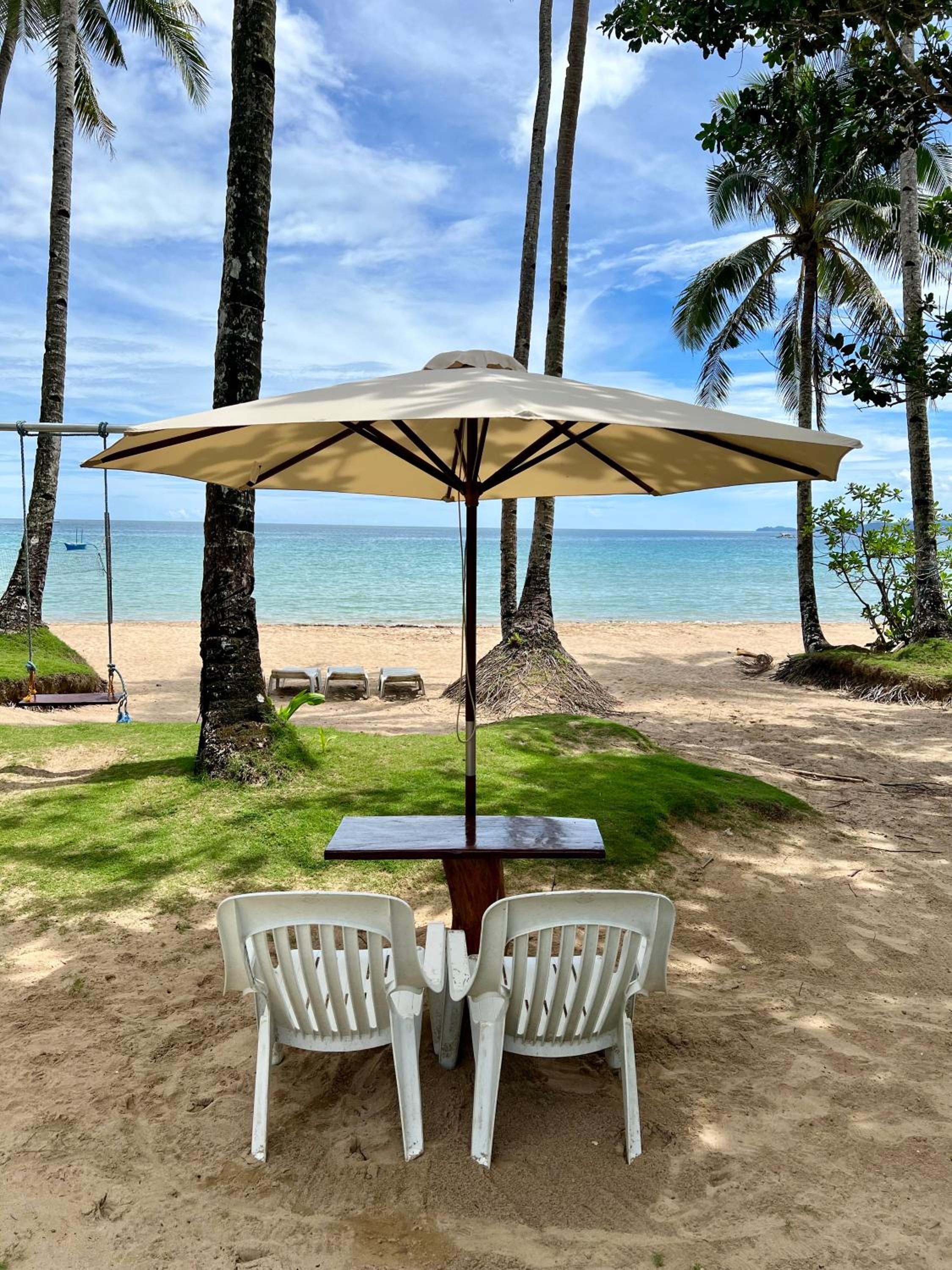 Hill Myna Beach Cottages view 4