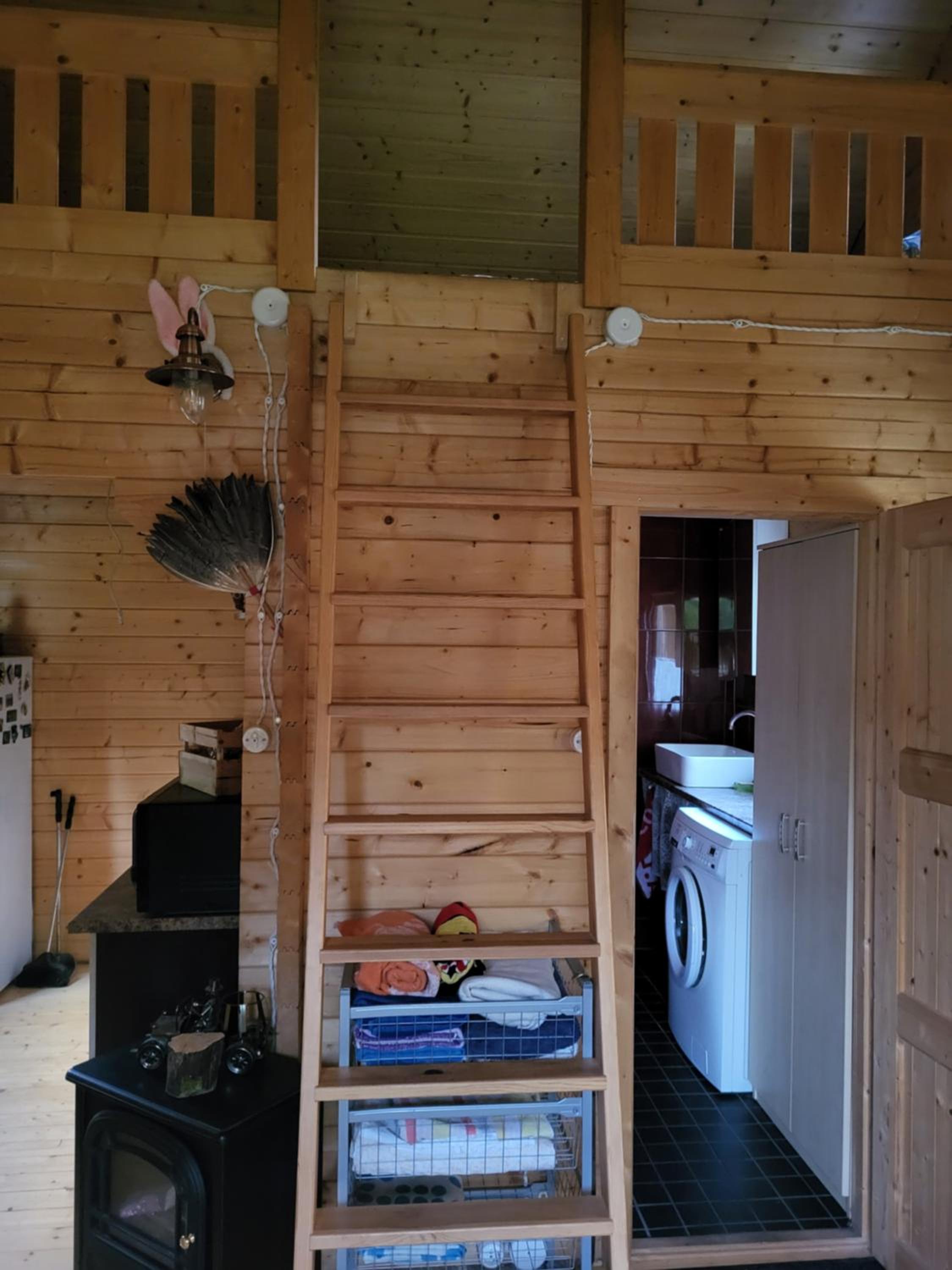 Photo 8