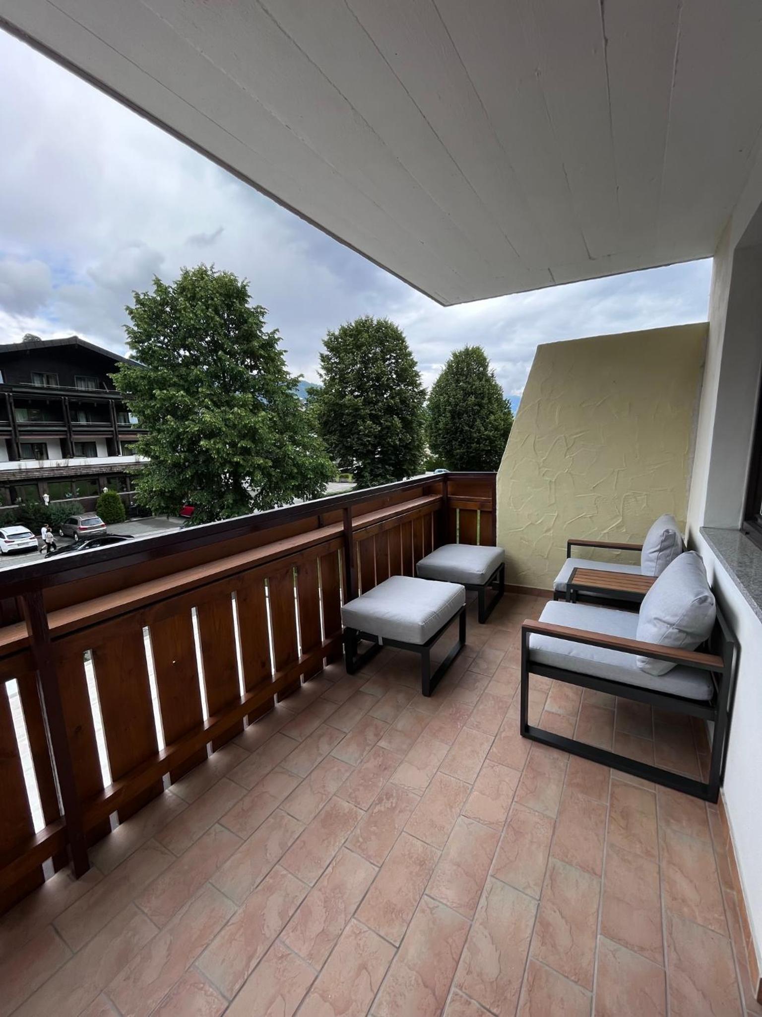 Kaprun Mountain Studio near Ski Bus - Walk Everywhere - Central Location