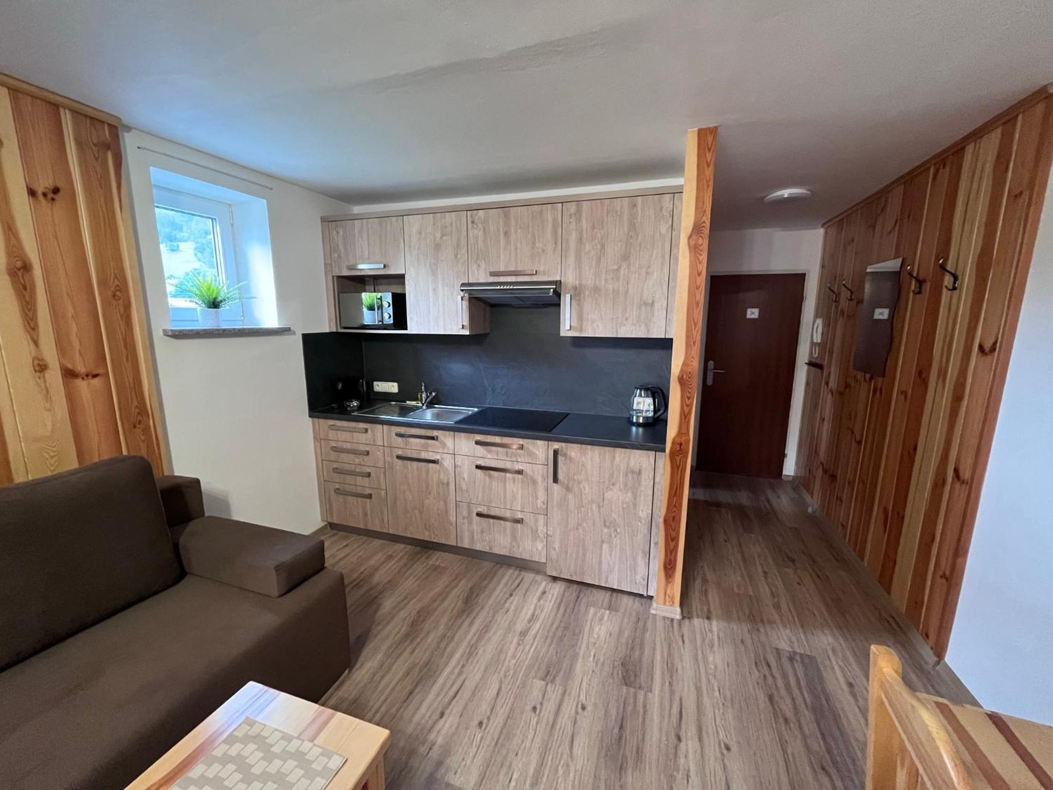 Kaprun Mountain Studio near Ski Bus - Walk Everywhere - Central Location