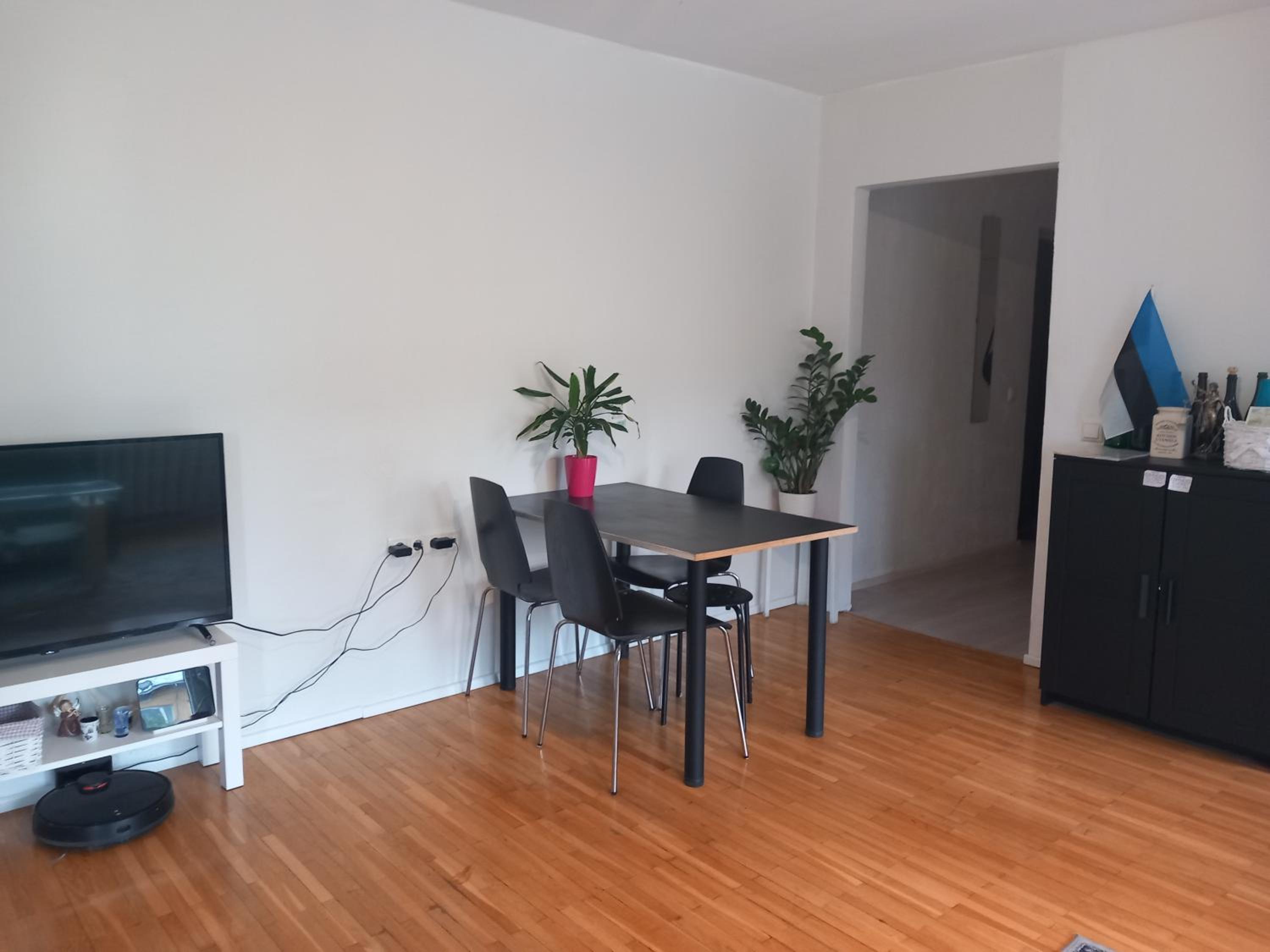 Flat near Old Town Check-In 24h view 4