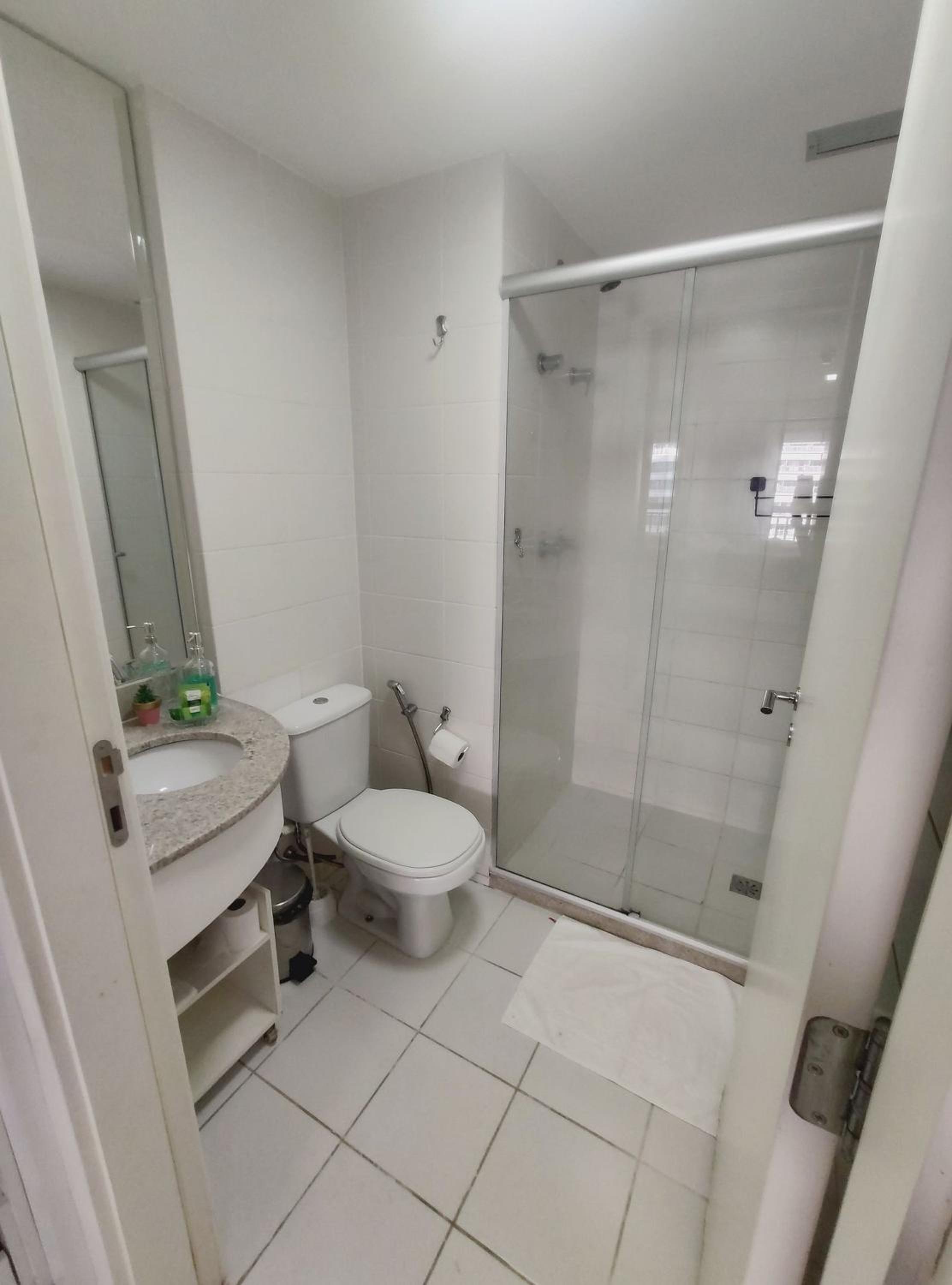 F1115 FD Flat em área central de Brasília - Asa Norte