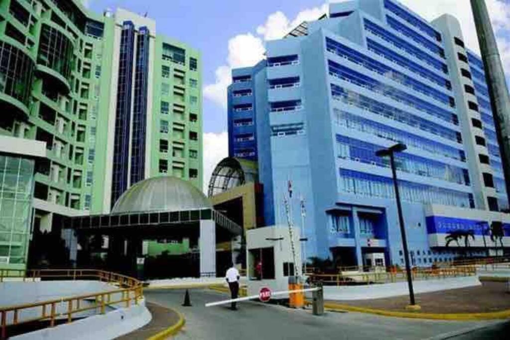 Hotel Apartamento detrás del Homs en Santiago De Los Caballeros Piso 1 - Image 1