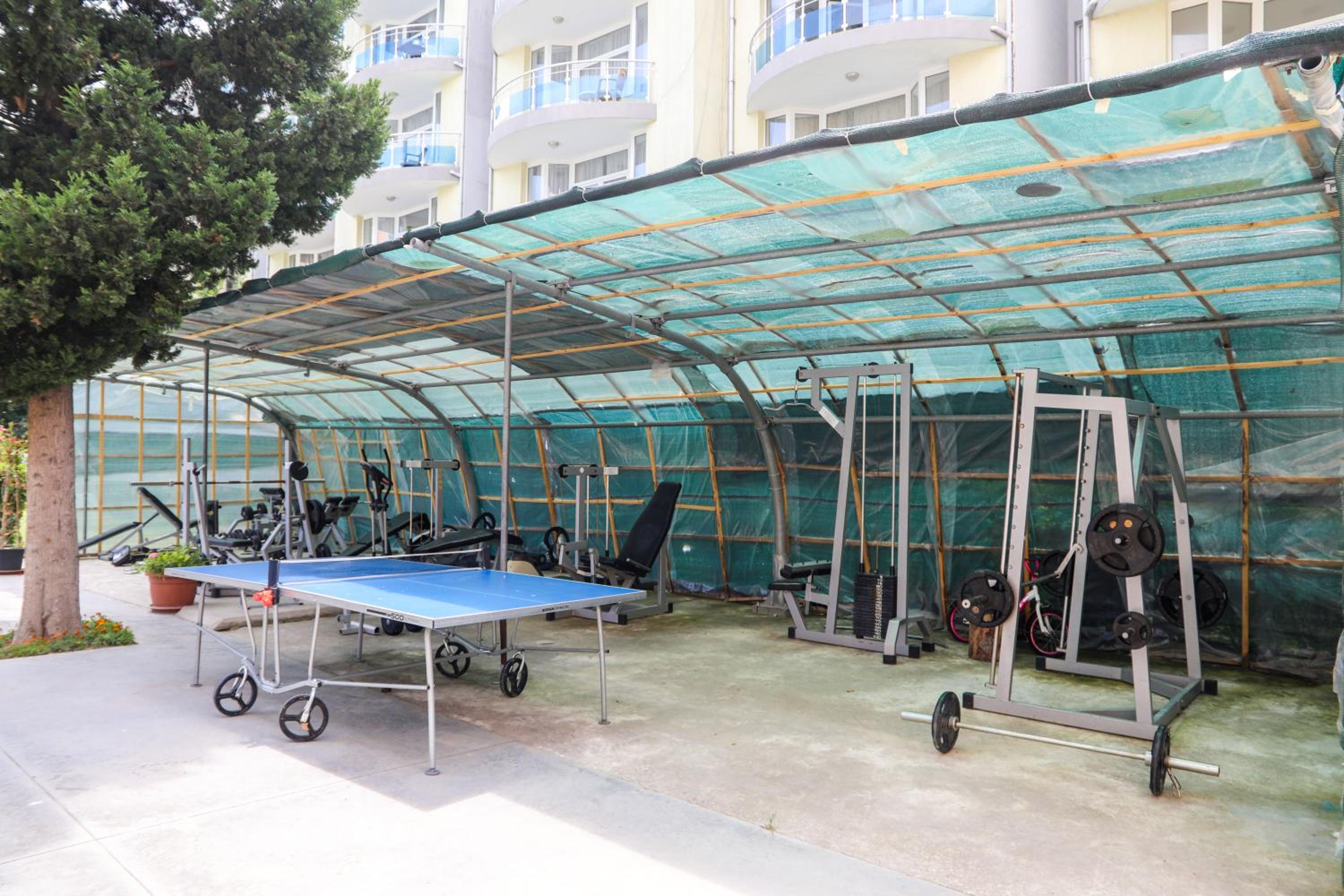 Luxury First Line apartment with pool and sea view in complex Oazis