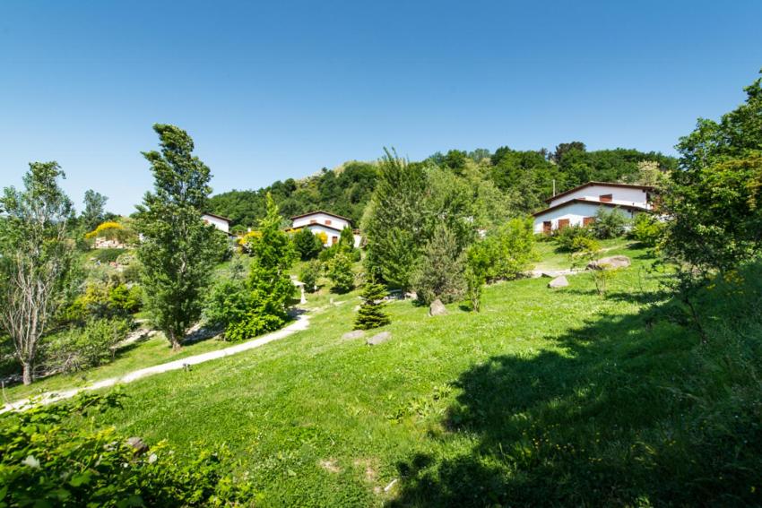 La Valle Dei Caprioli Village Bungalow Park - Freelandia Azienda Agricola view 3