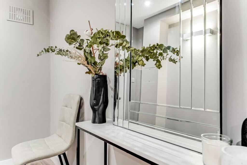 Modern 1 Bed Apt by Old Street / Shoreditch