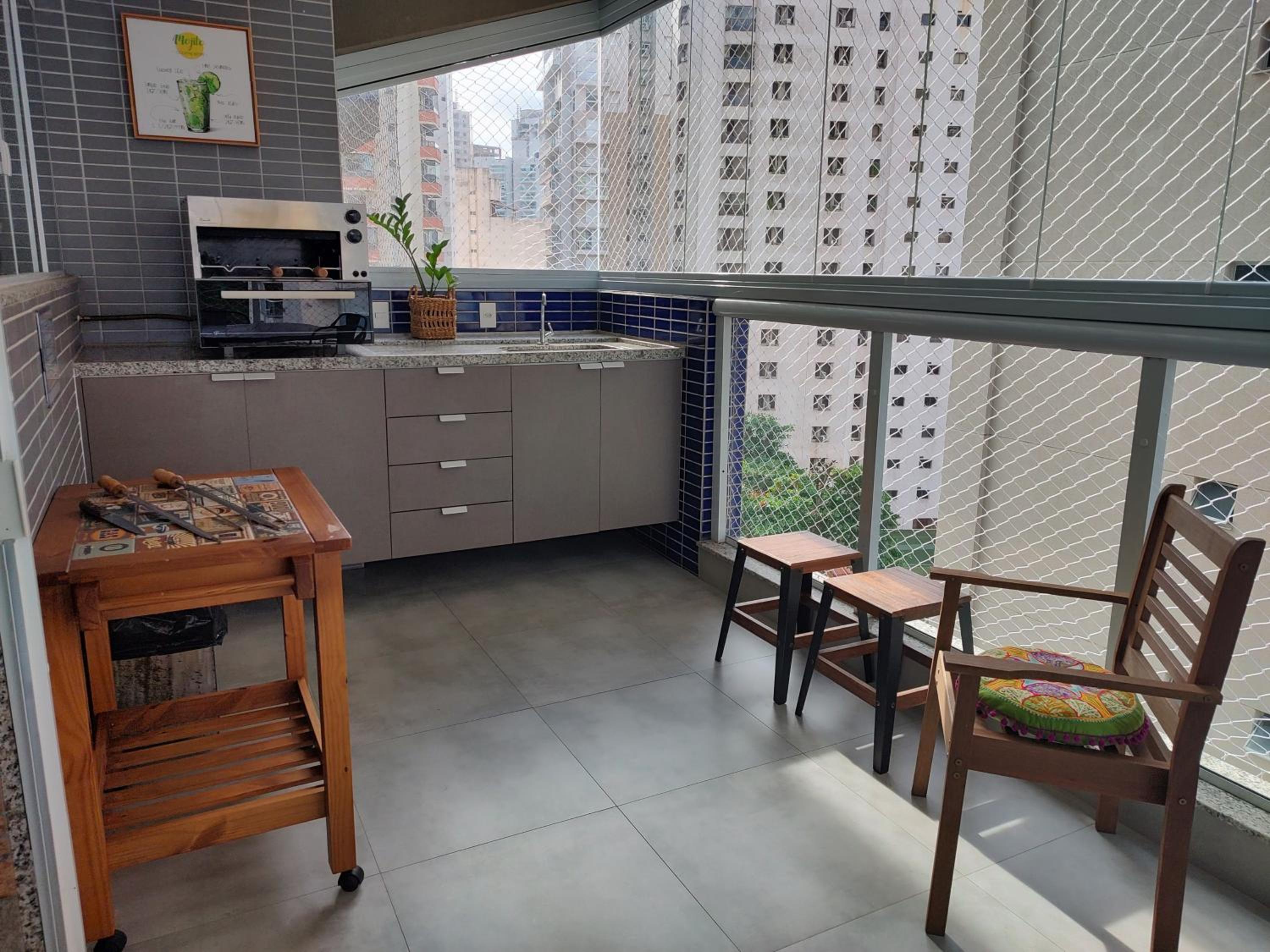 Apto Novo, Sofisticado e Aconchegante em Astúrias Guarujá