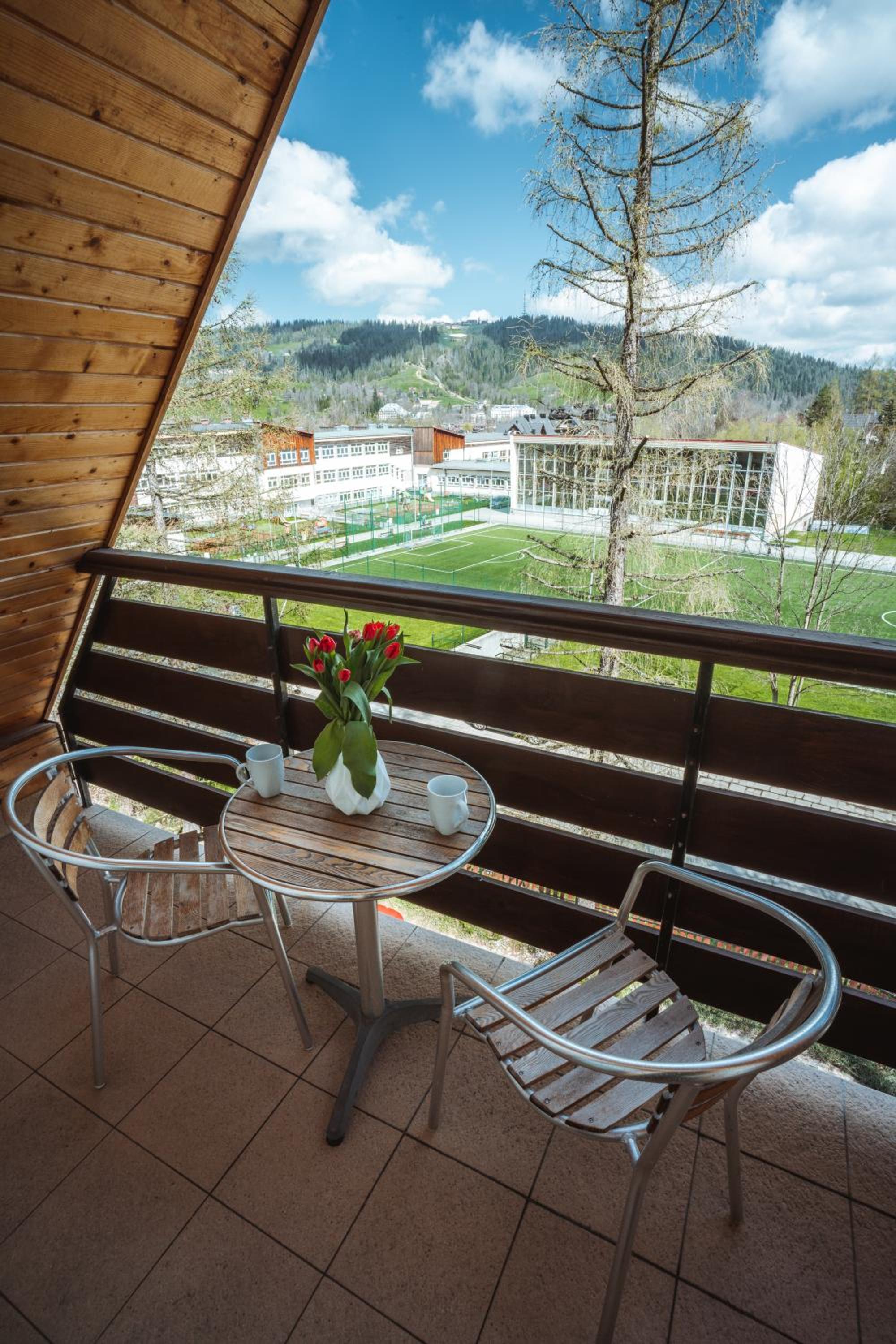 VisitZakopane - Malibu Apartment view 5