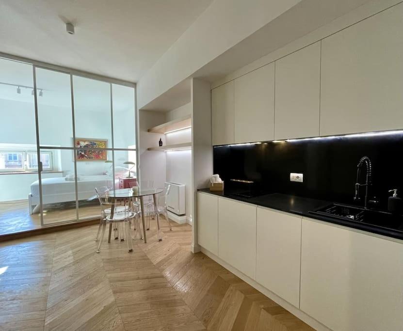 Short Rent Luxury Flat - Via Veneto