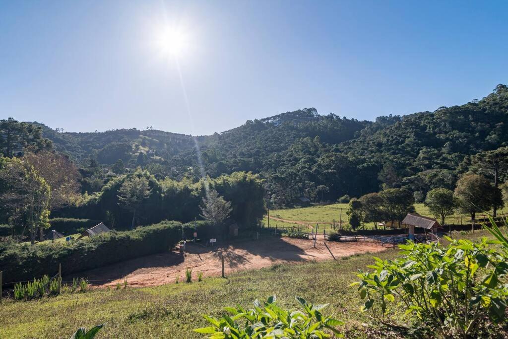 Chales Fazenda Cantinho do Selado view 2