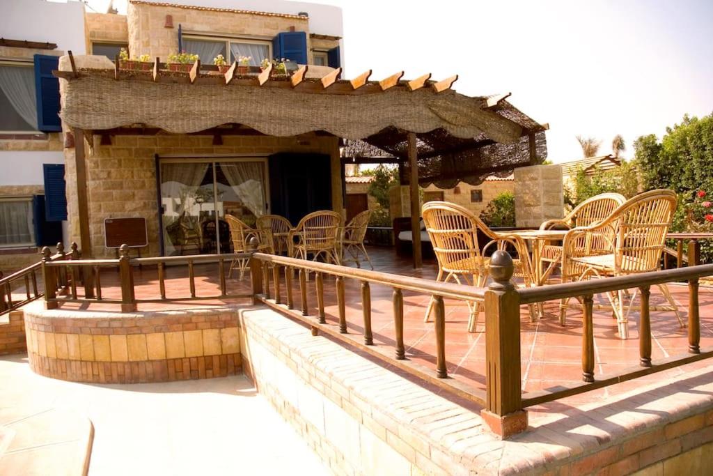 Sandorini Villa for Rent