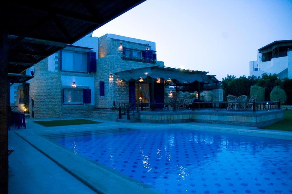 Sandorini Villa for Rent