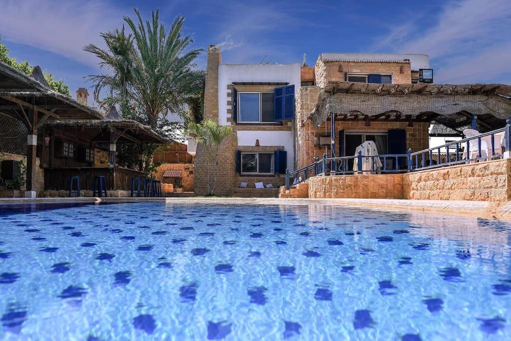 Sandorini Villa for Rent