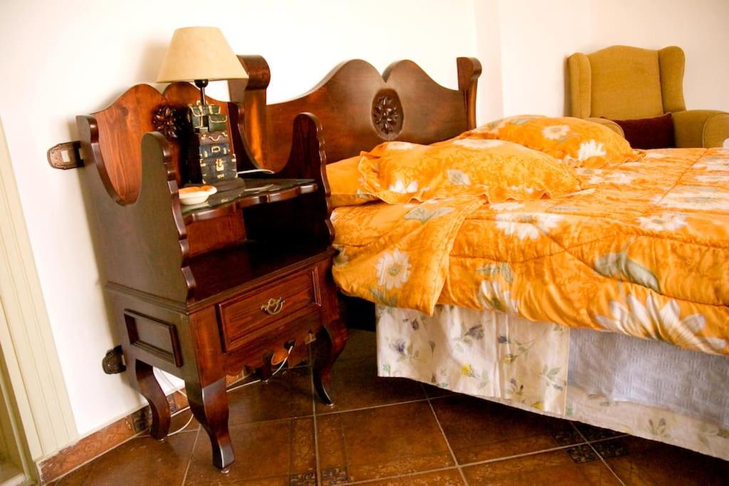 Sandorini Villa for Rent