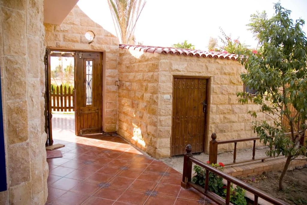 Sandorini Villa for Rent