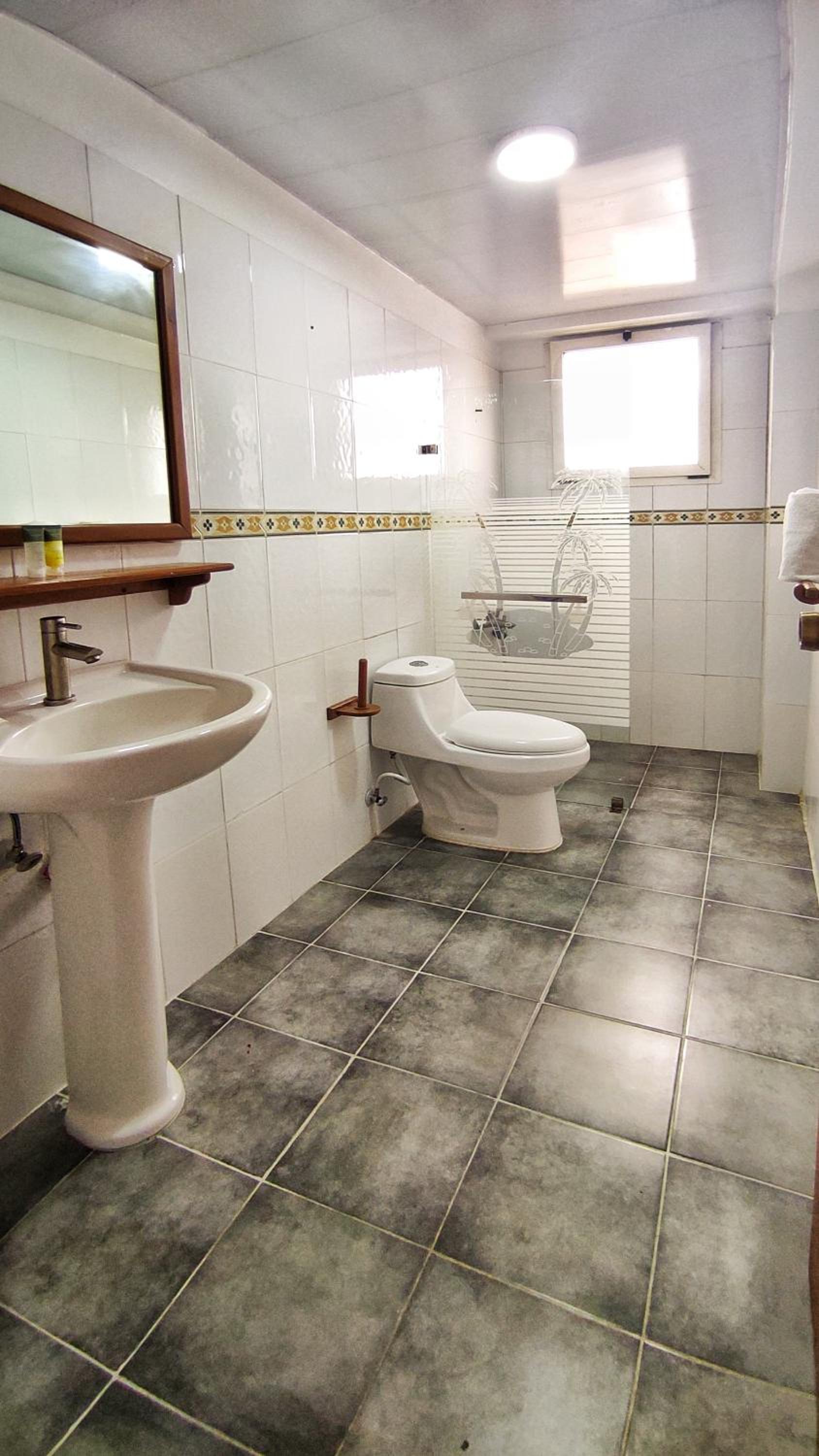 Acuarium Suite Resort