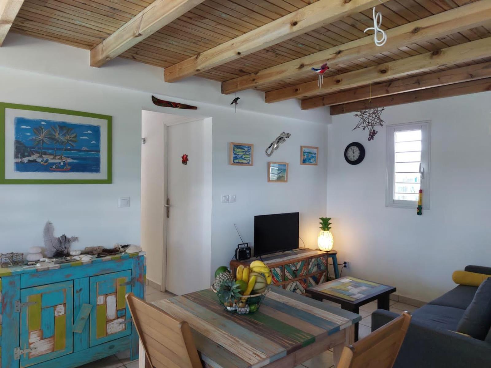 Villa Créole -MARINA C0NCIERGERIE view 3