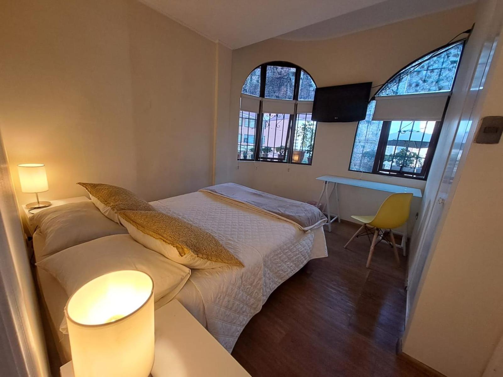 Hostal My House