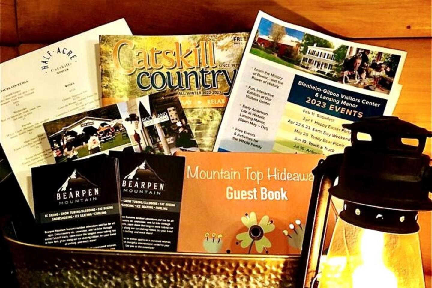 Mountain-Top-Hideaway Stay in a log cabin on a private rd! Swim, hike, explore a true mountain experience