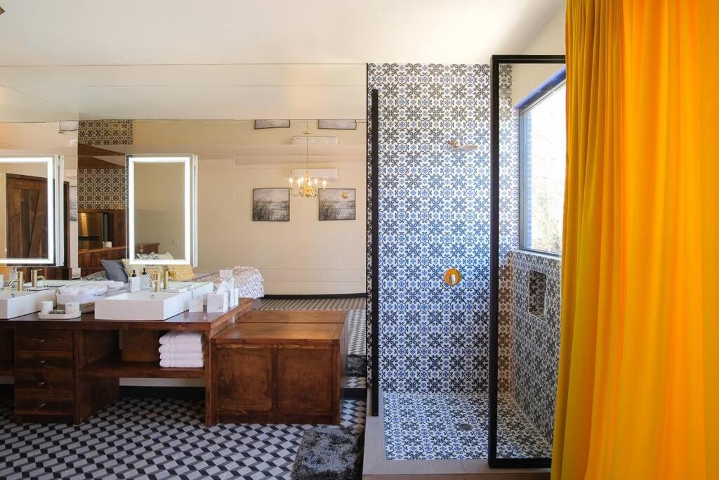 Suite de Lujo Jardín en Casa Frida Valle de Gpe view 3