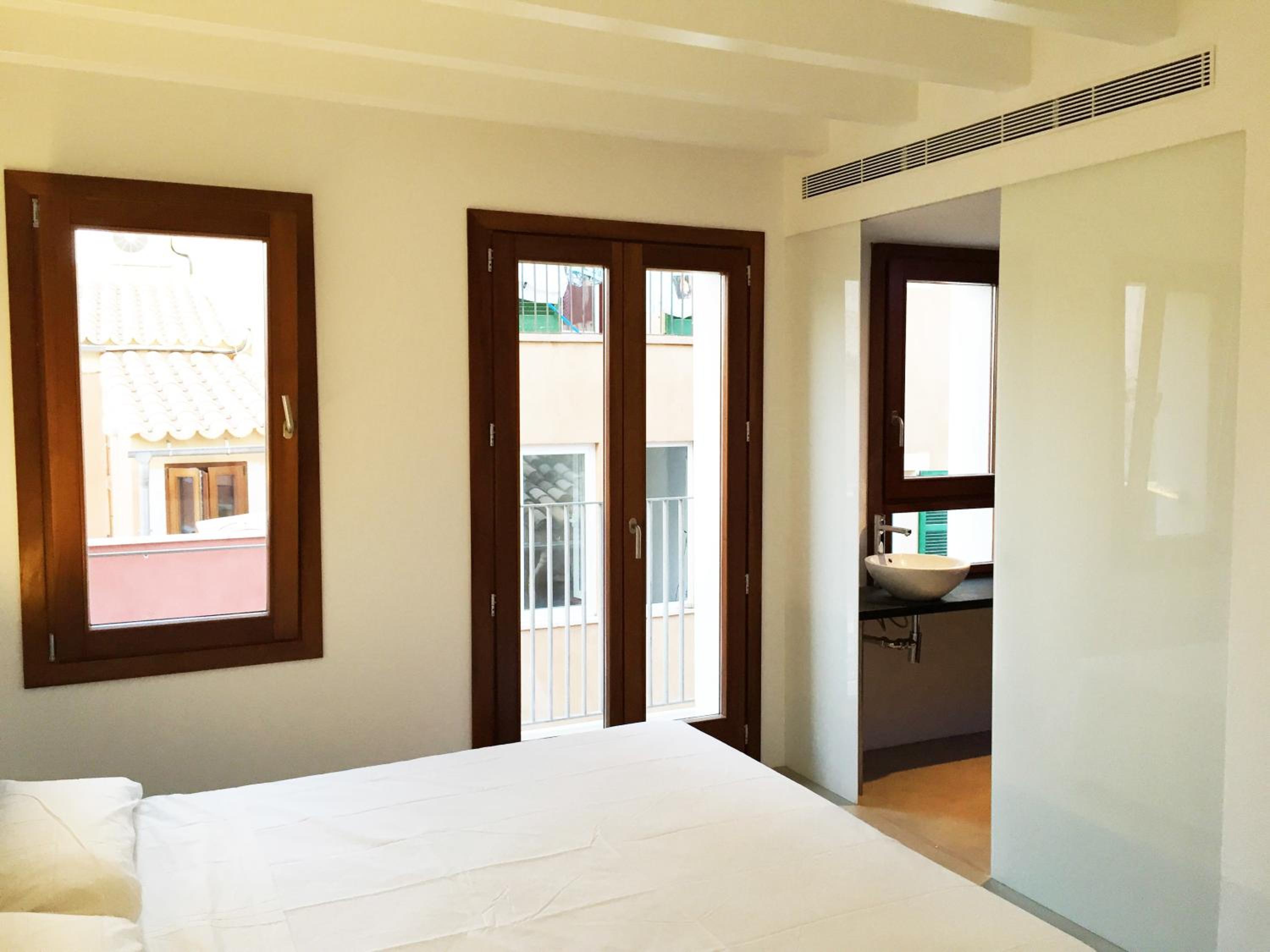 Lonja Suites Apartments