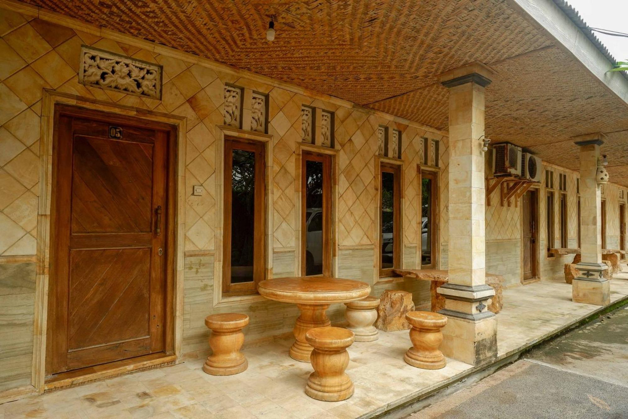 Hotel Kampoeng Drini RedPartner view 3