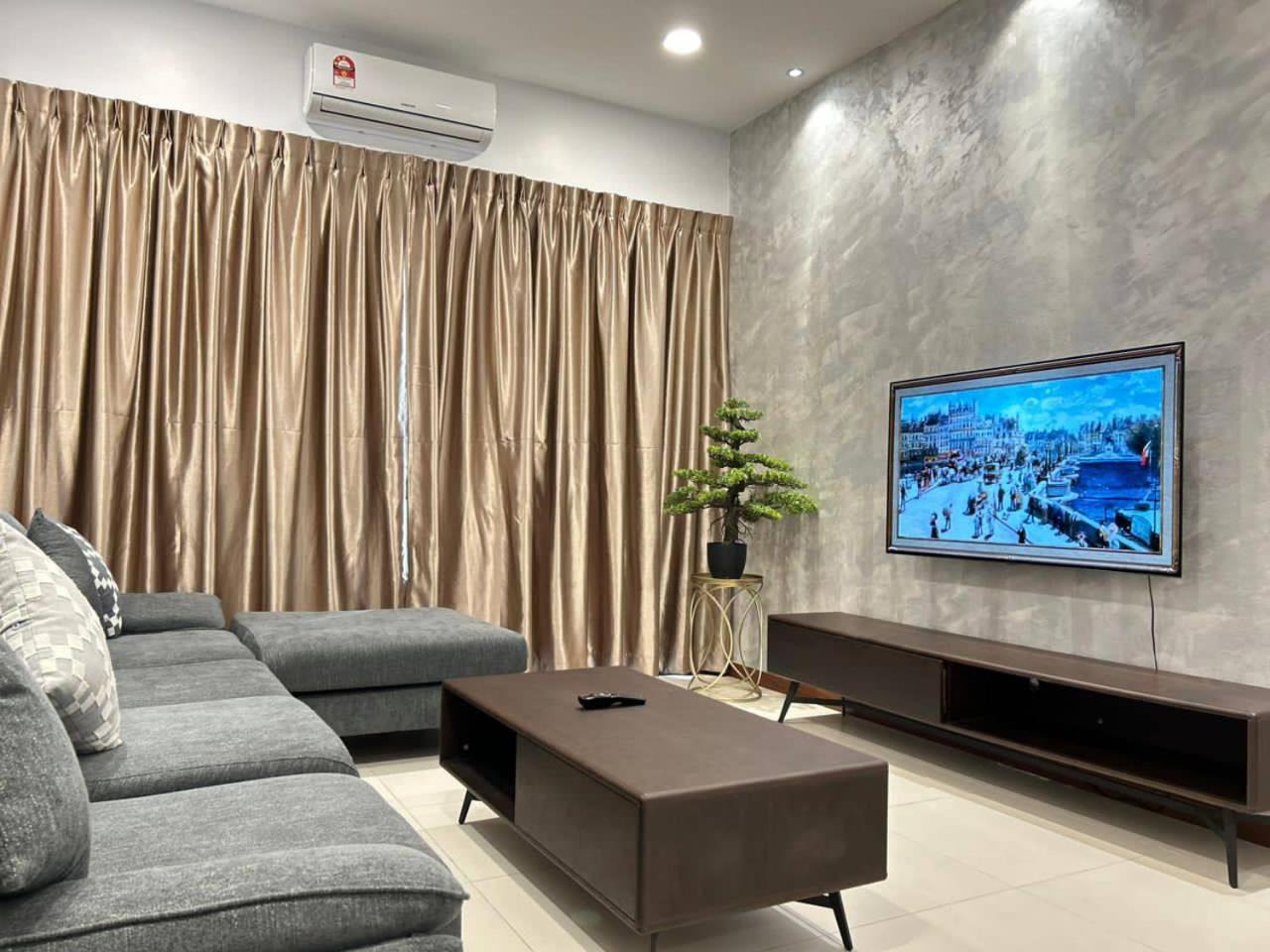 Jeff & Ricky Homestay 81@P Residence(Huge corner) photo 1