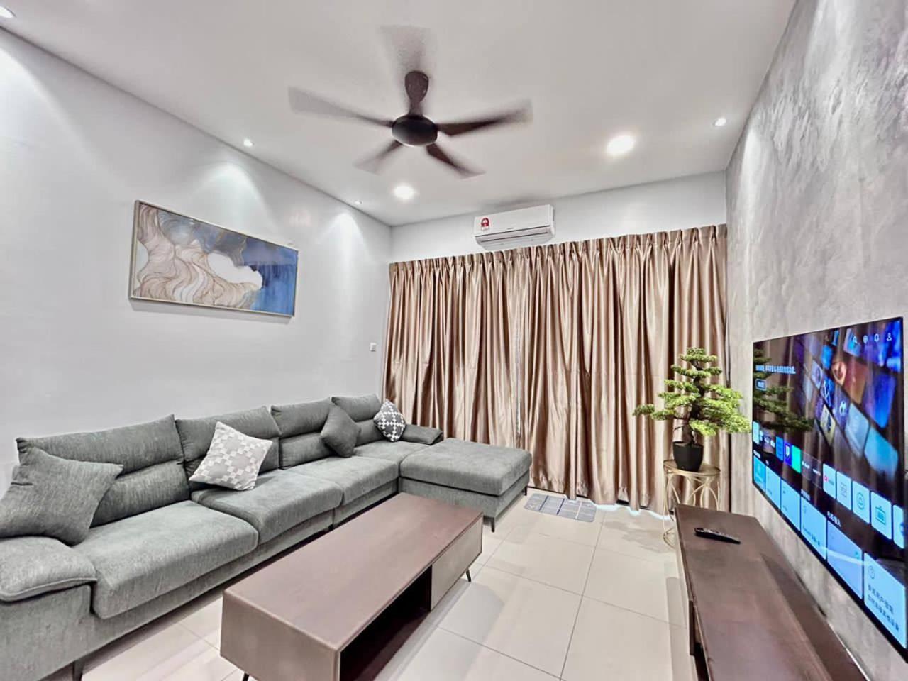 Jeff & Ricky Homestay 81@P Residence(Huge corner) photo 4