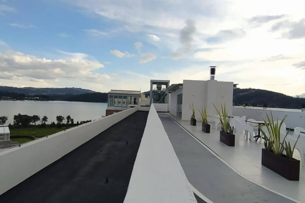 Apartamento lujoso junto al lago