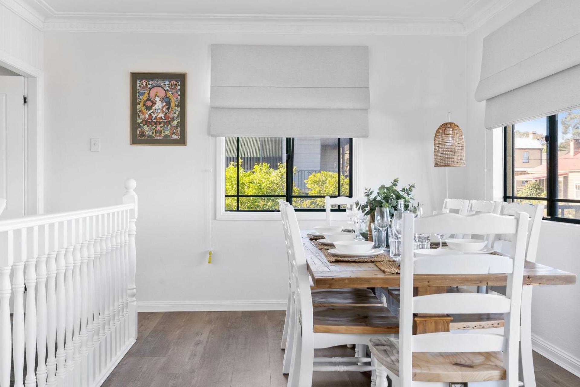 Mountain Views Milton - renovated home near village