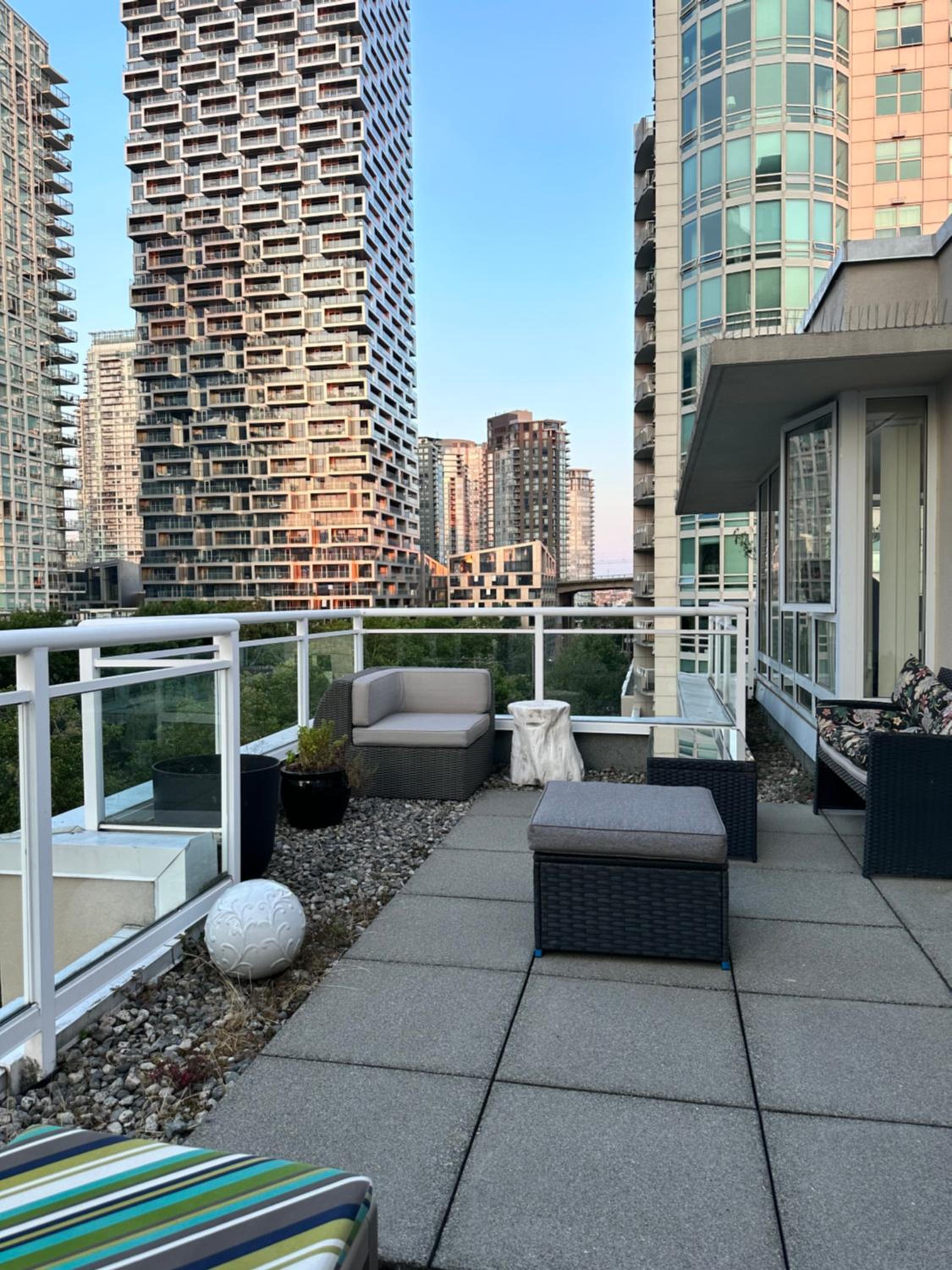 Penthouses of Beach Ave