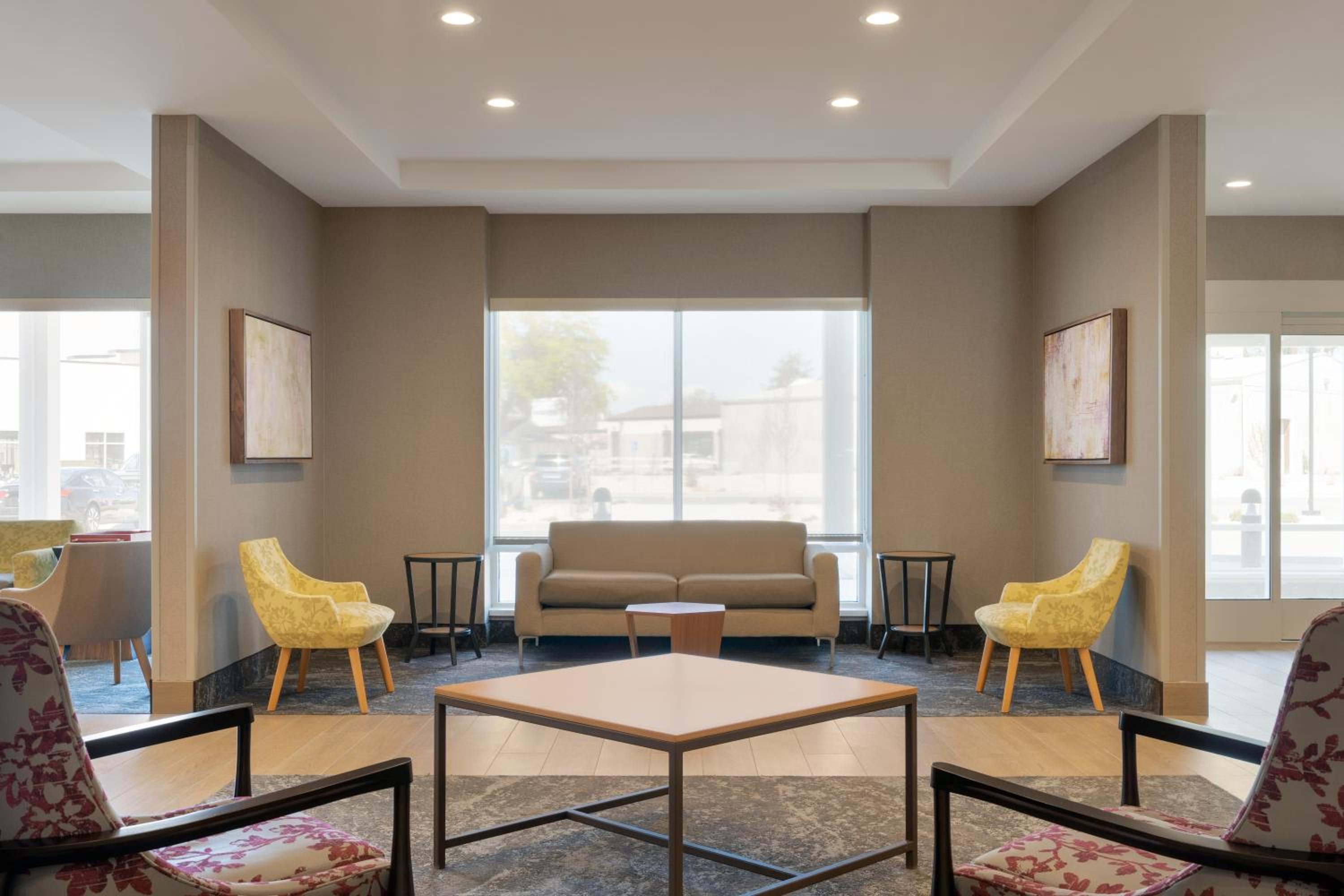 Logan Vacations - TownePlace Suites by Marriott Logan - Property Image 24