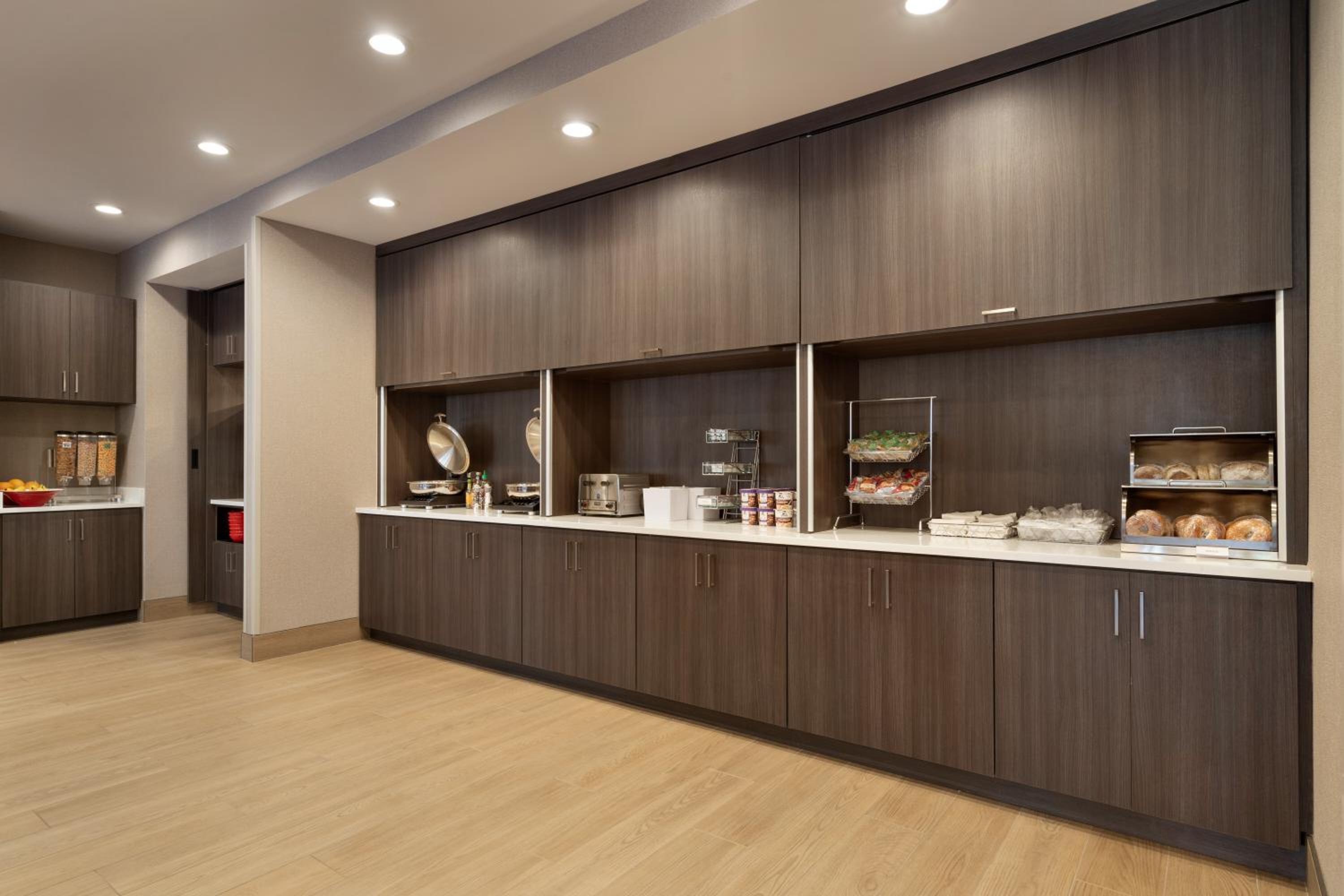 Logan Vacations - TownePlace Suites by Marriott Logan - Property Image 23