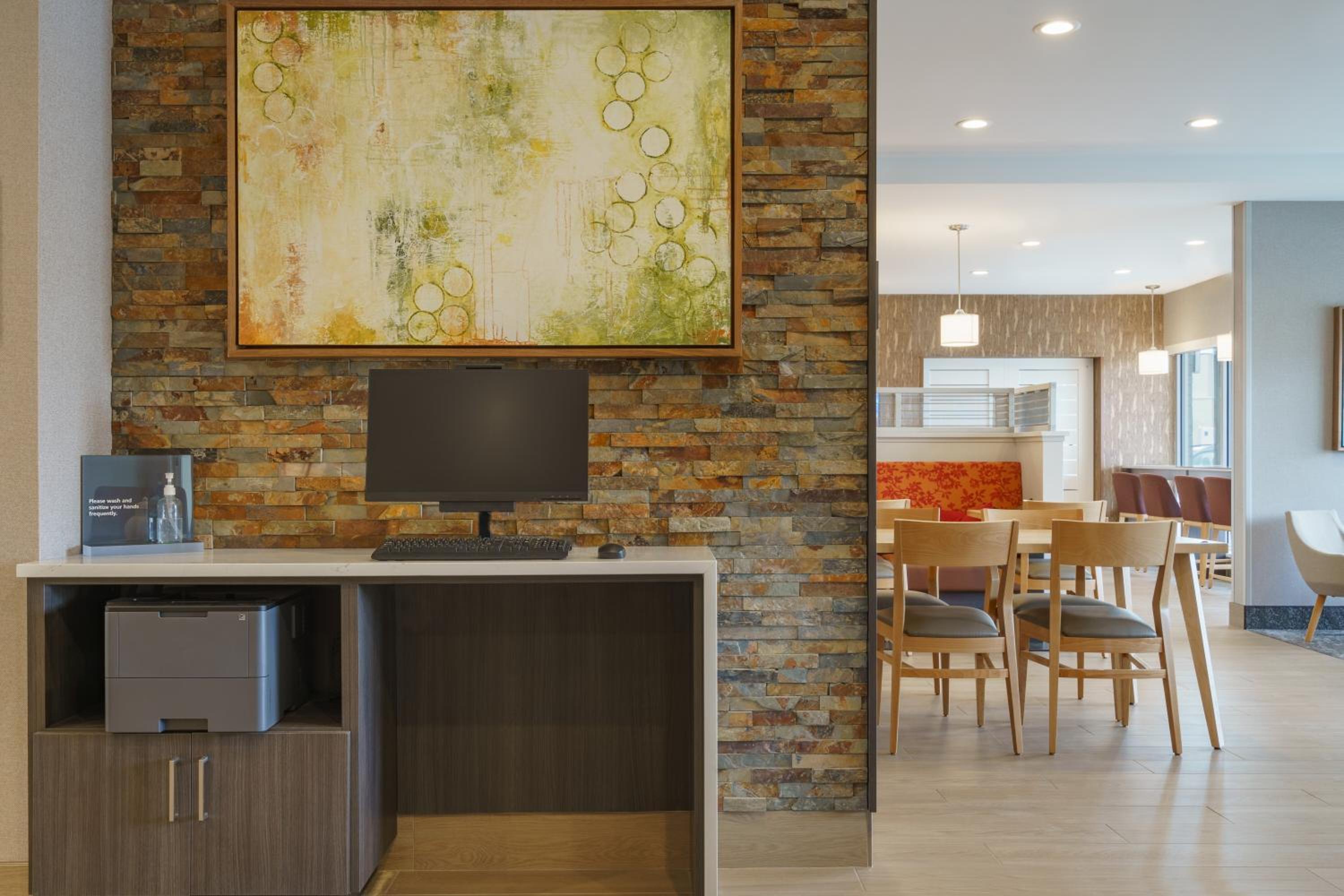 Logan Vacations - TownePlace Suites by Marriott Logan - Property Image 22