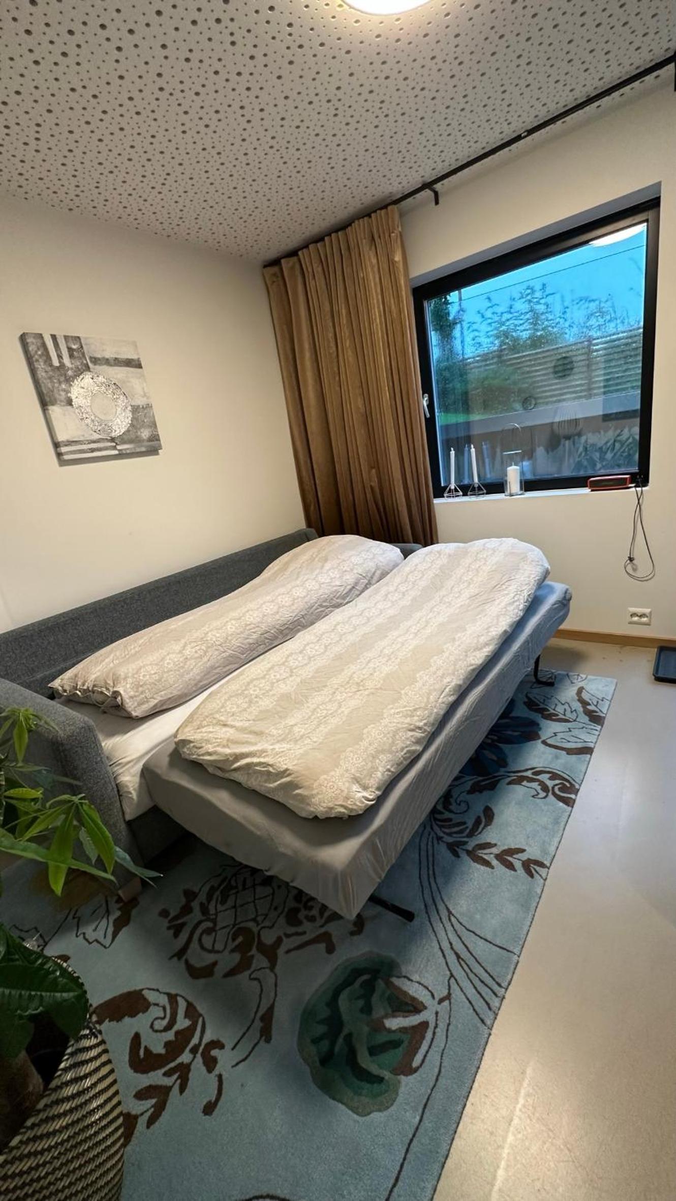 Modern and comfortable apartment in attractive neighborhood