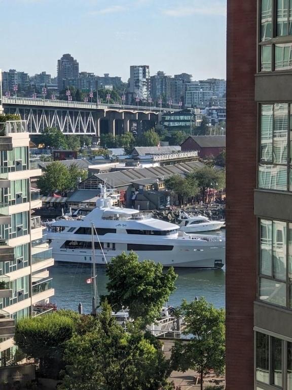 Penthouses of Beach Ave