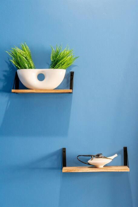 Modern Cottage near many conveniences view 5