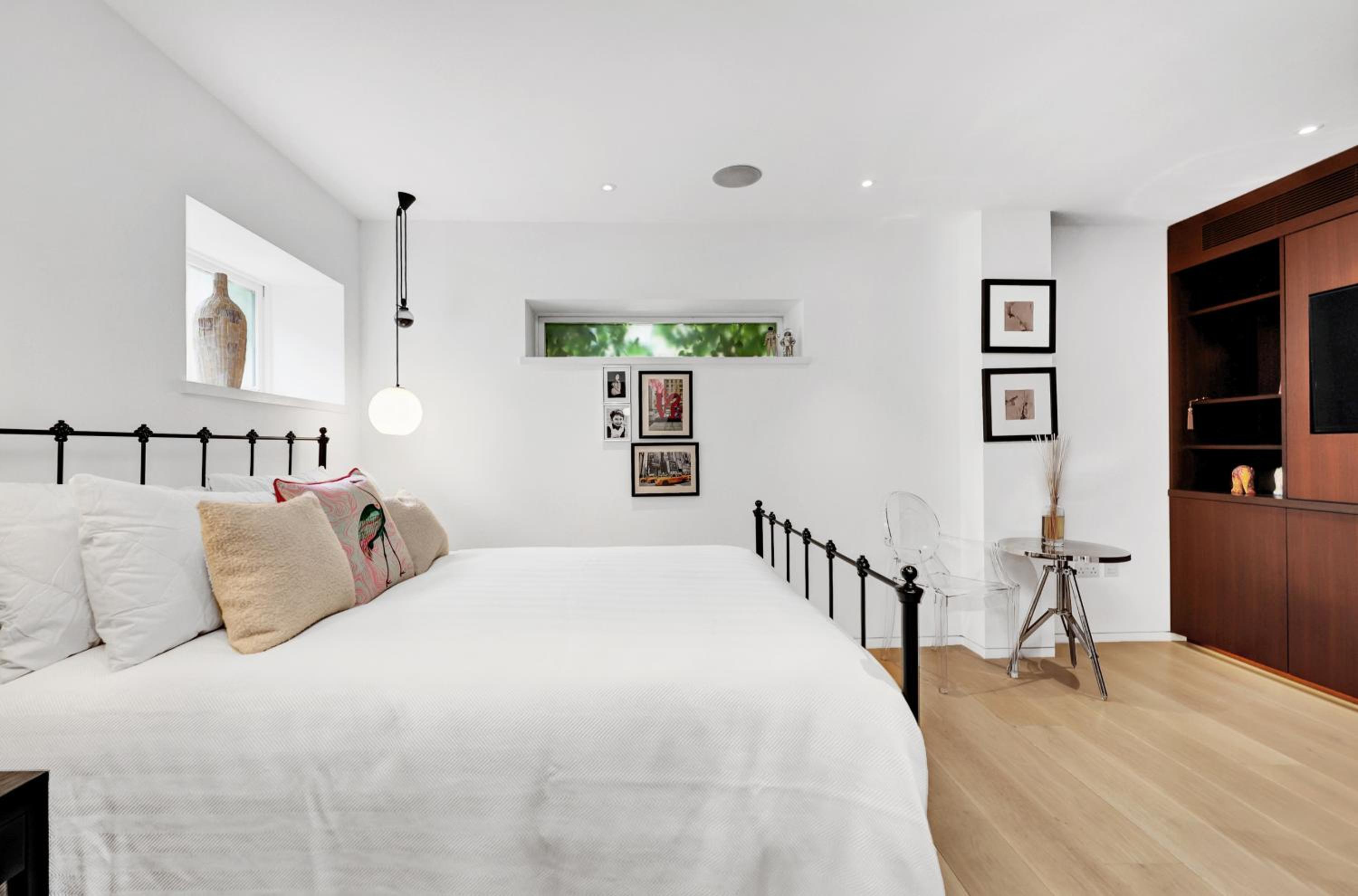 Luxury 3 Bed House by Hyde Park, Bayswater